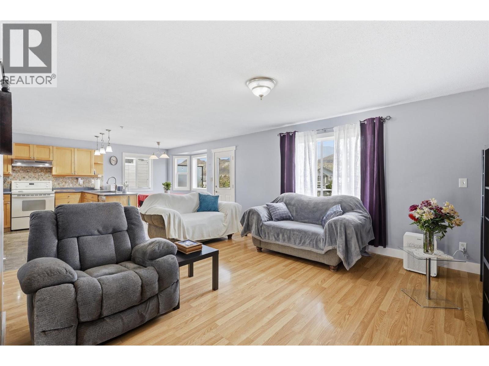 8840 Badger Drive, Kamloops, British Columbia  V2C 6V2 - Photo 6 - 10399531