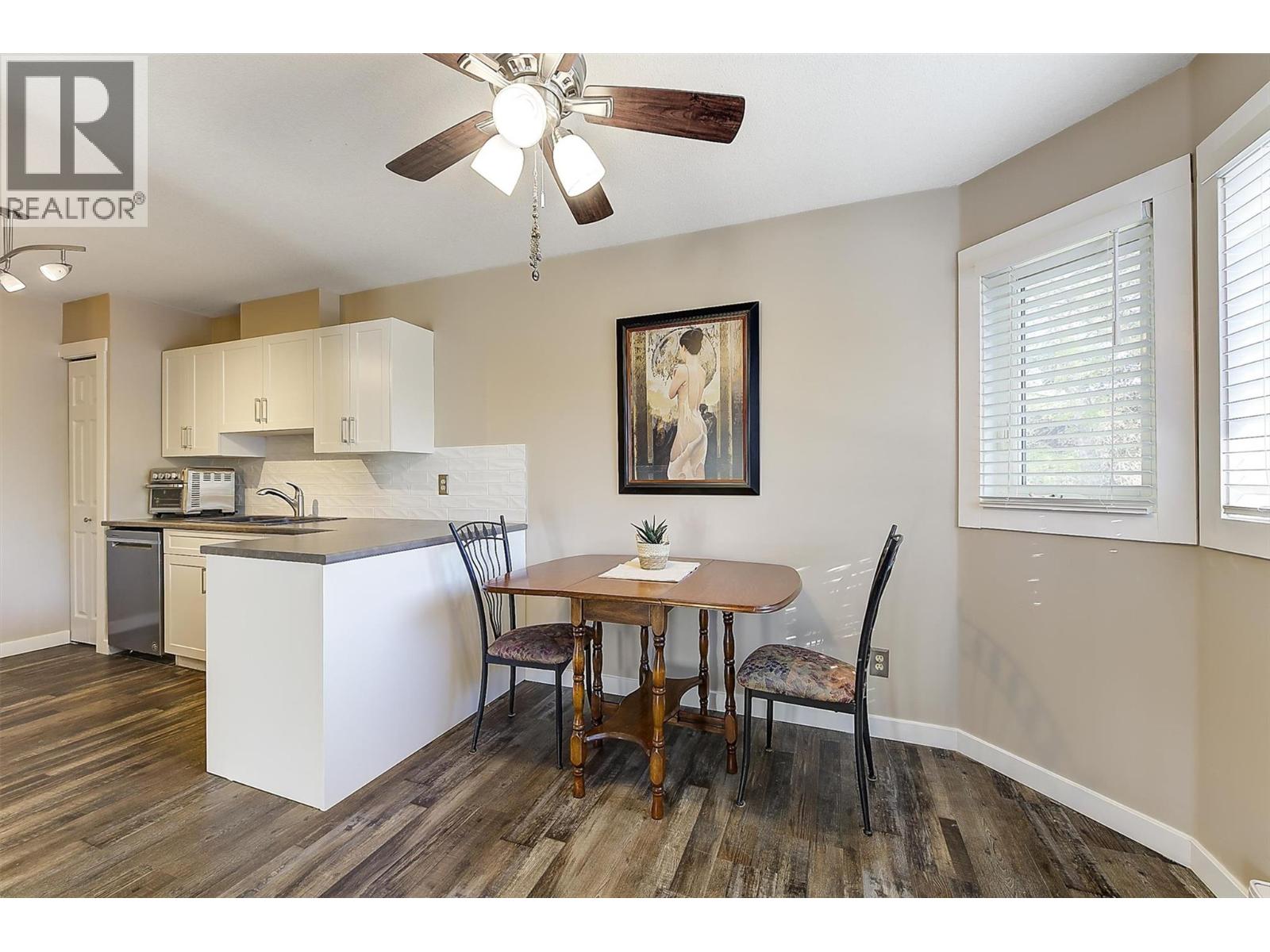 3842 Gordon Drive Unit# 216, Kelowna, British Columbia  V1W 3G4 - Photo 4 - 10399575