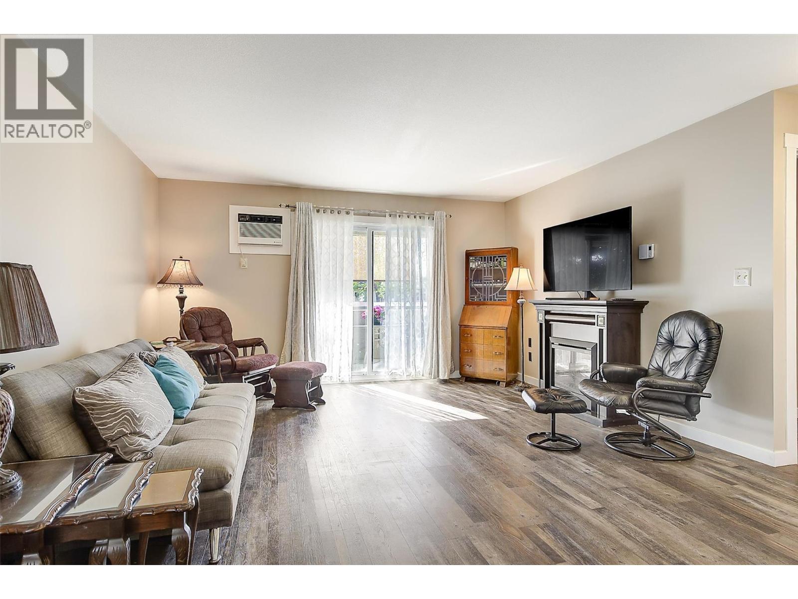 3842 Gordon Drive Unit# 216, Kelowna, British Columbia  V1W 3G4 - Photo 7 - 10399575