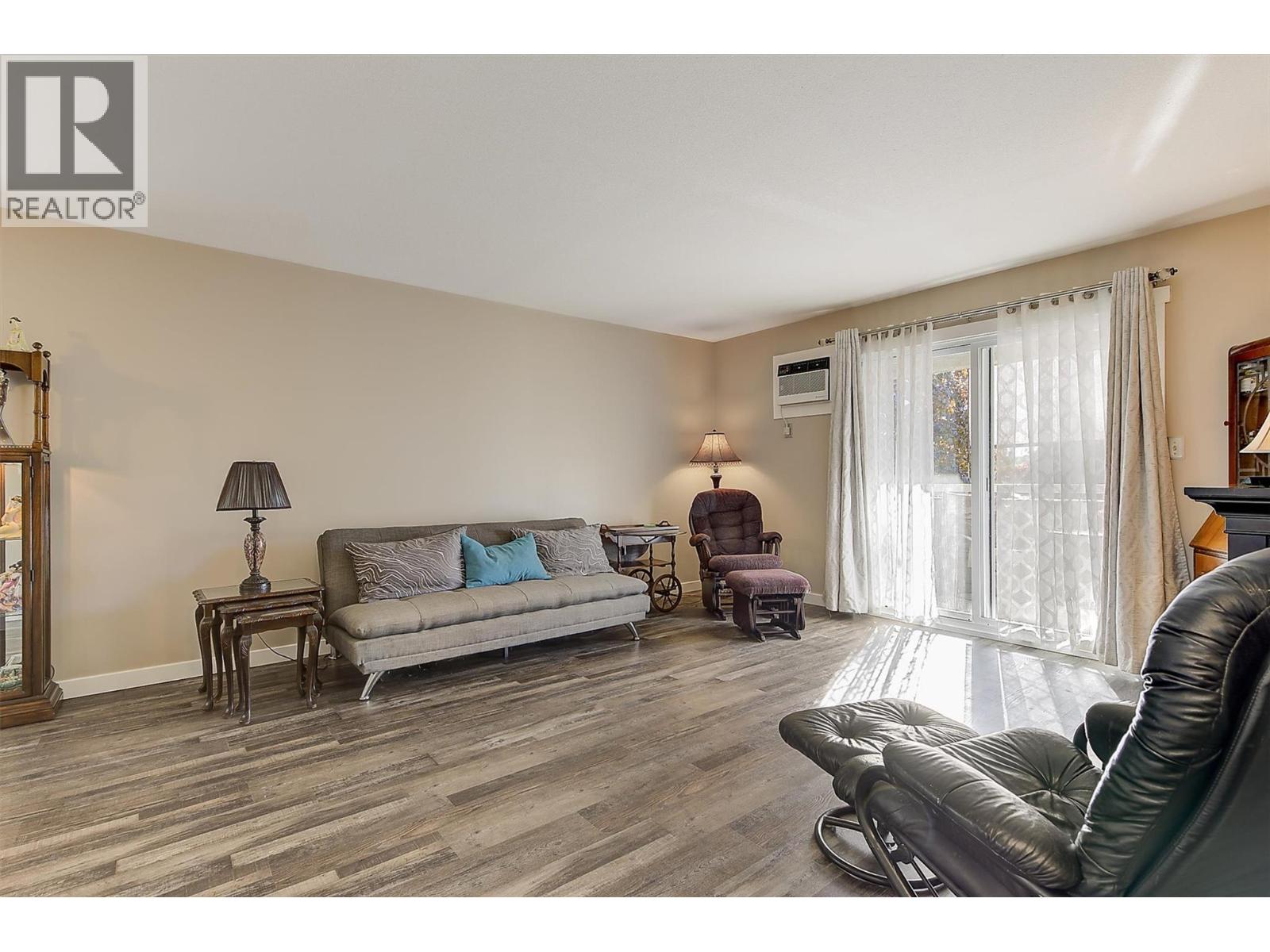 3842 Gordon Drive Unit# 216, Kelowna, British Columbia  V1W 3G4 - Photo 8 - 10399575