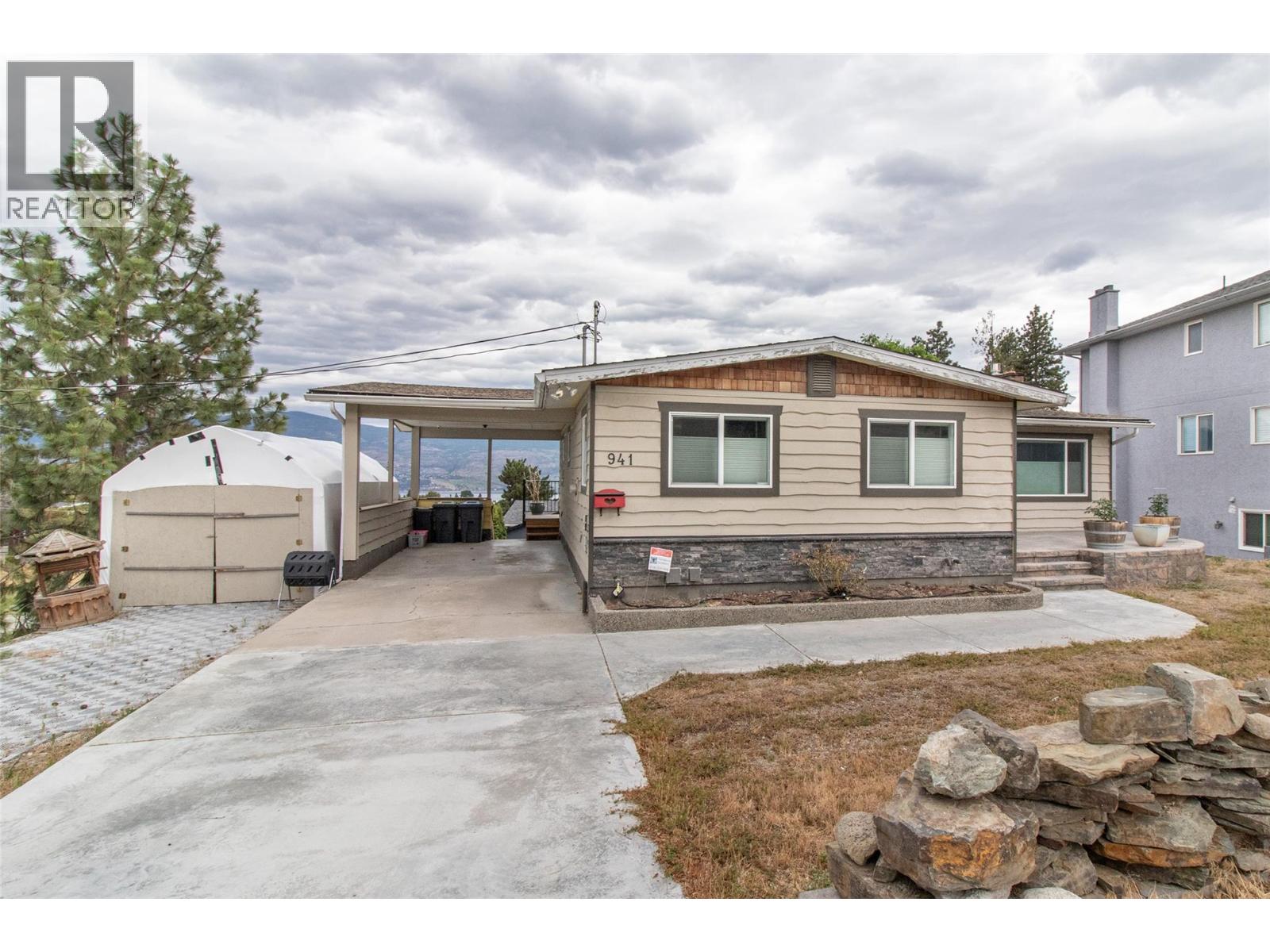 941 Anders Road, West Kelowna, British Columbia  V1Z 1K4 - Photo 2 - 10399546