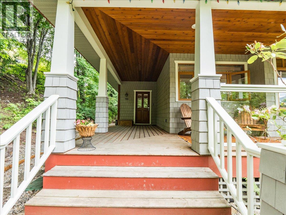 711 Regent Street, Nelson, British Columbia  V1L 5W5 - Photo 18 - 10399514