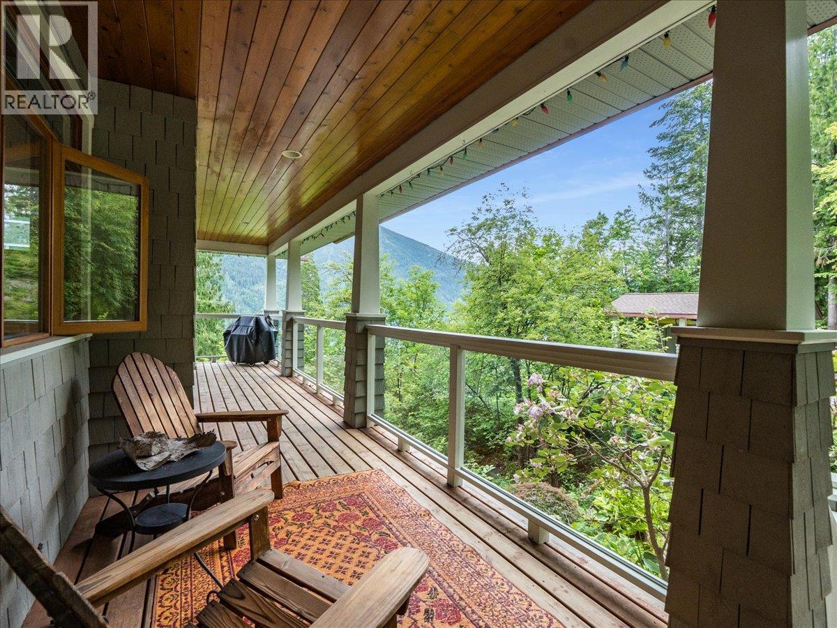 711 Regent Street, Nelson, British Columbia  V1L 5W5 - Photo 20 - 10399514