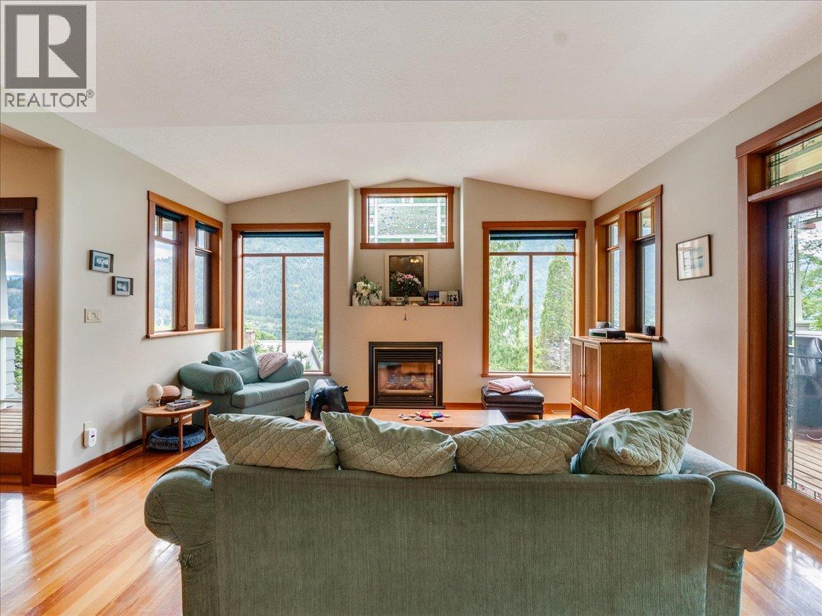 711 Regent Street, Nelson, British Columbia  V1L 5W5 - Photo 28 - 10399514