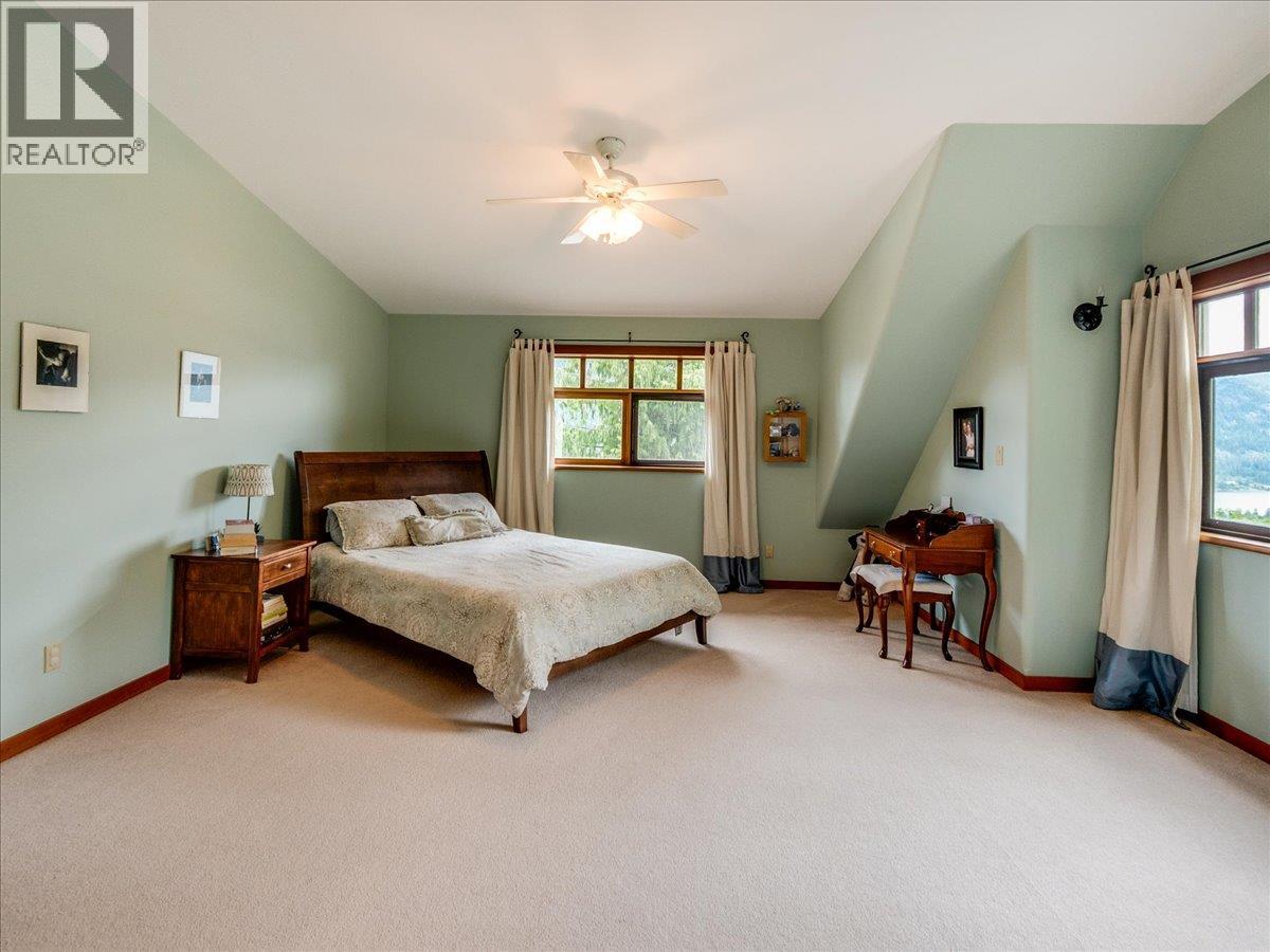 711 Regent Street, Nelson, British Columbia  V1L 5W5 - Photo 47 - 10399514