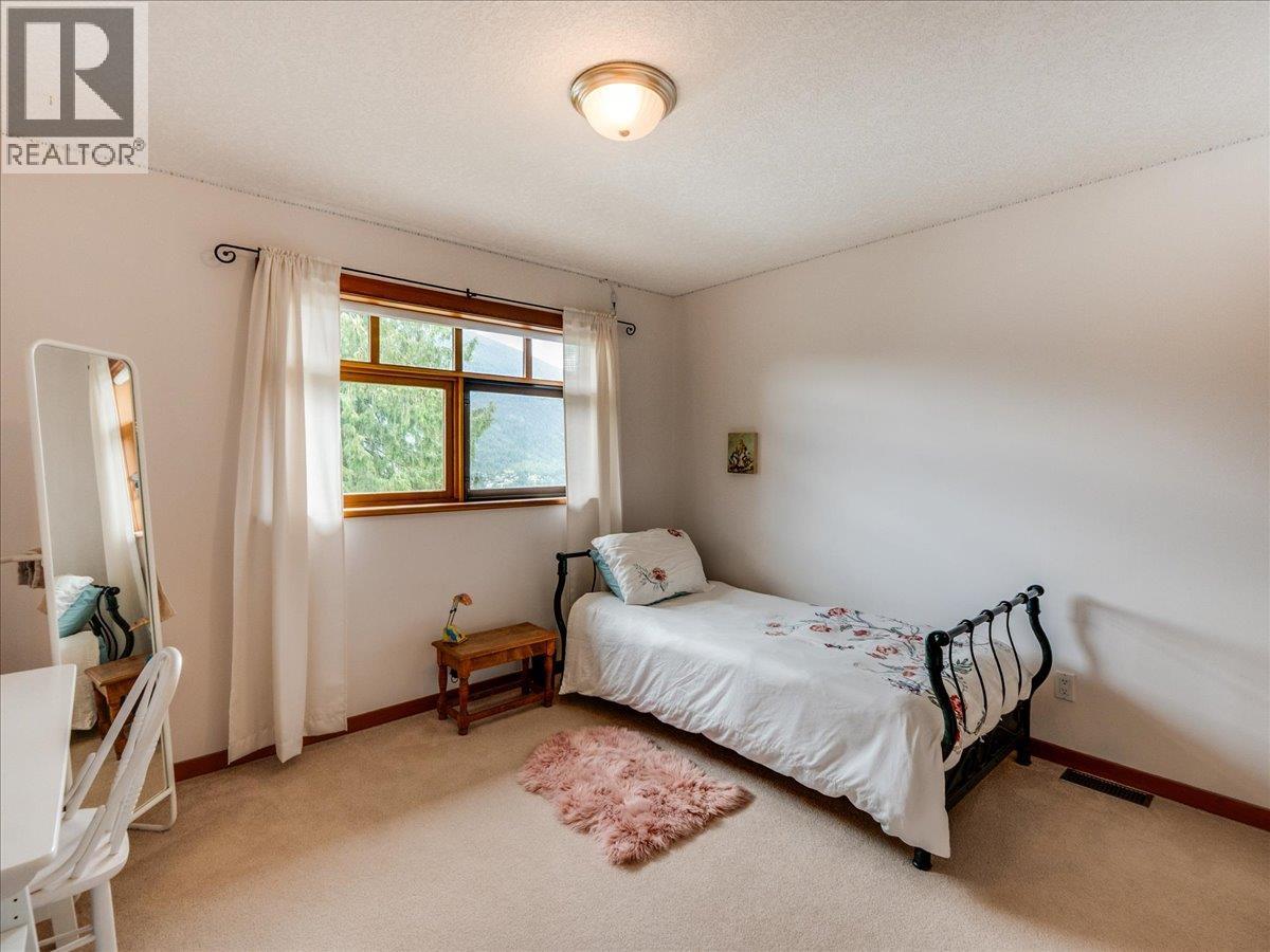 711 Regent Street, Nelson, British Columbia  V1L 5W5 - Photo 49 - 10399514