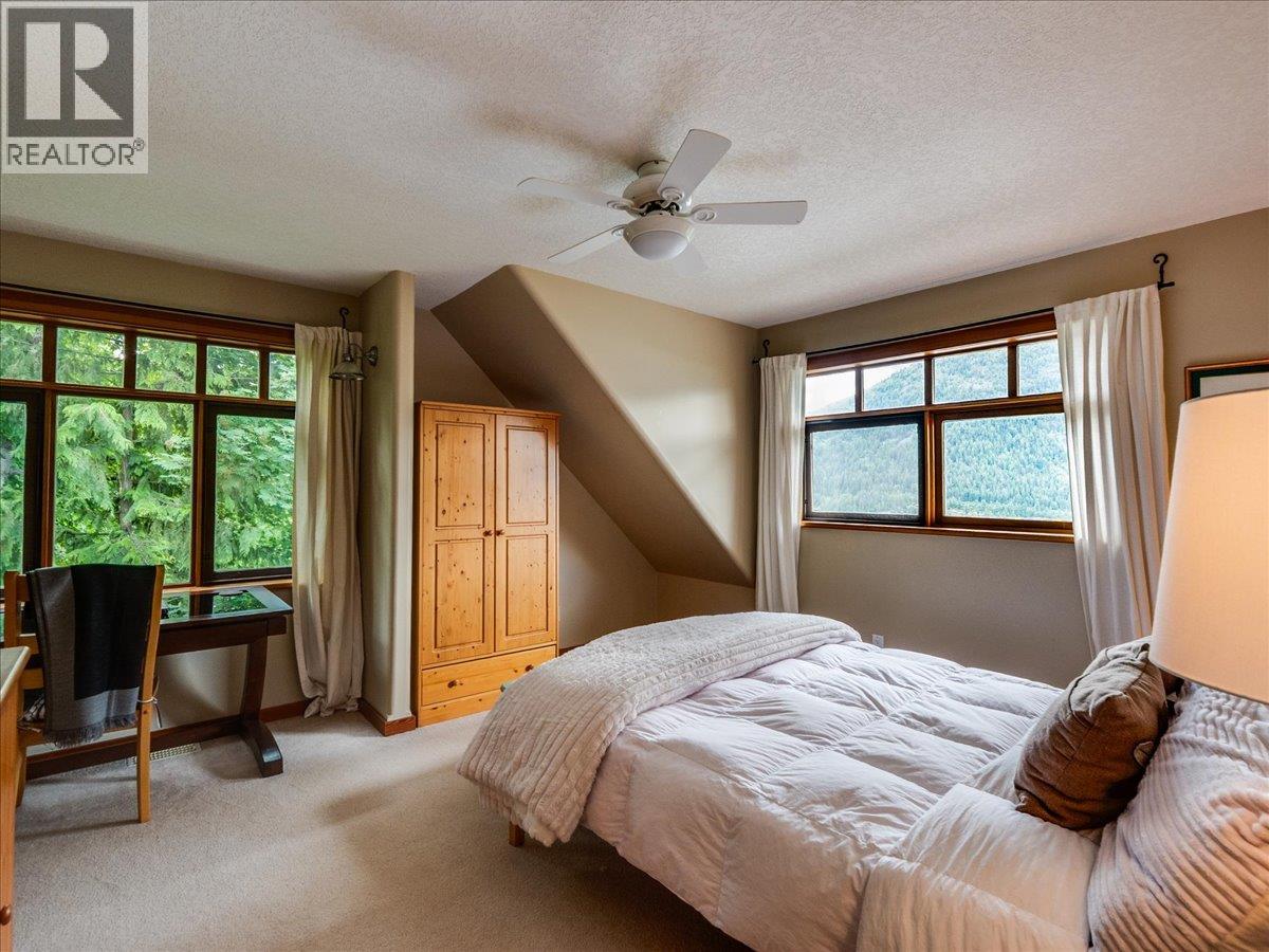 711 Regent Street, Nelson, British Columbia  V1L 5W5 - Photo 51 - 10399514