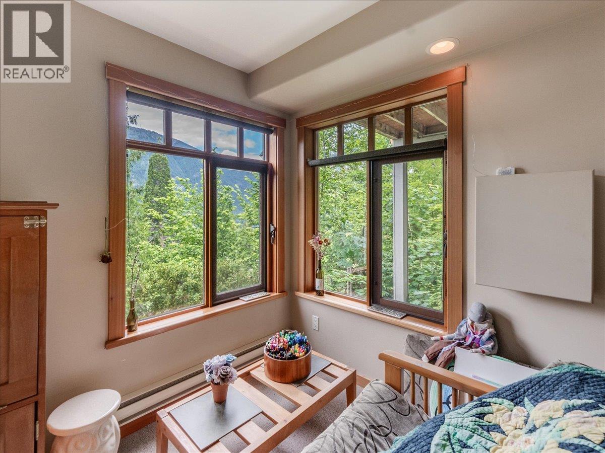 711 Regent Street, Nelson, British Columbia  V1L 5W5 - Photo 56 - 10399514