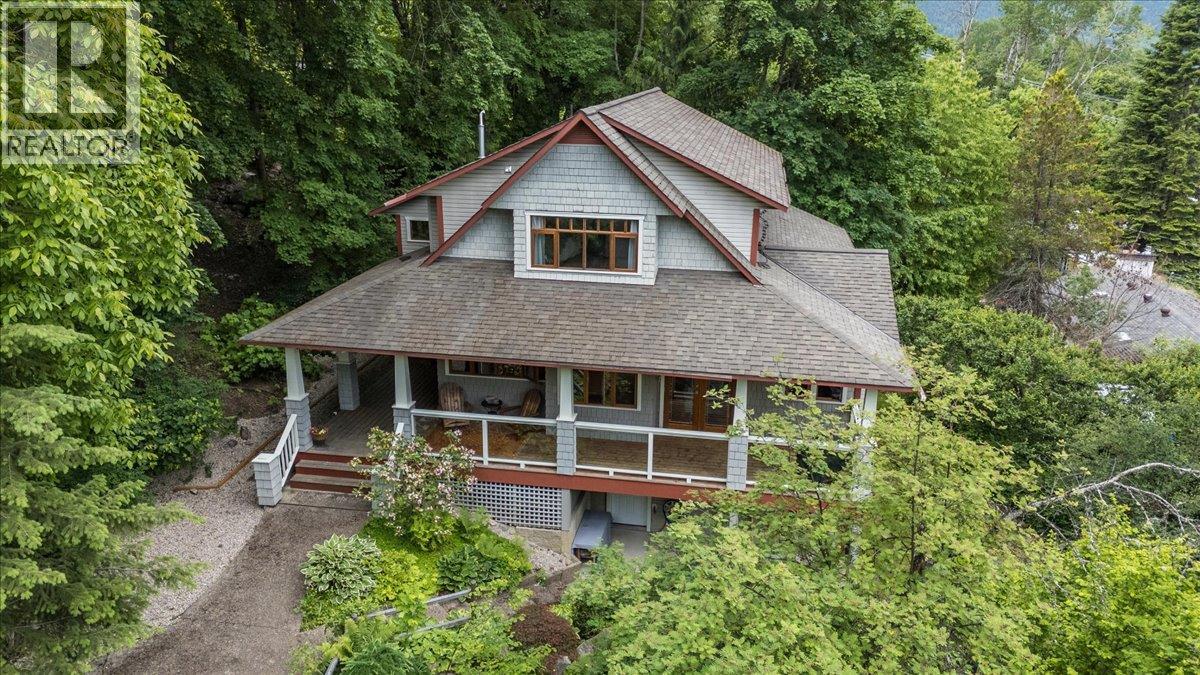 711 Regent Street, Nelson, British Columbia  V1L 5W5 - Photo 7 - 10399514