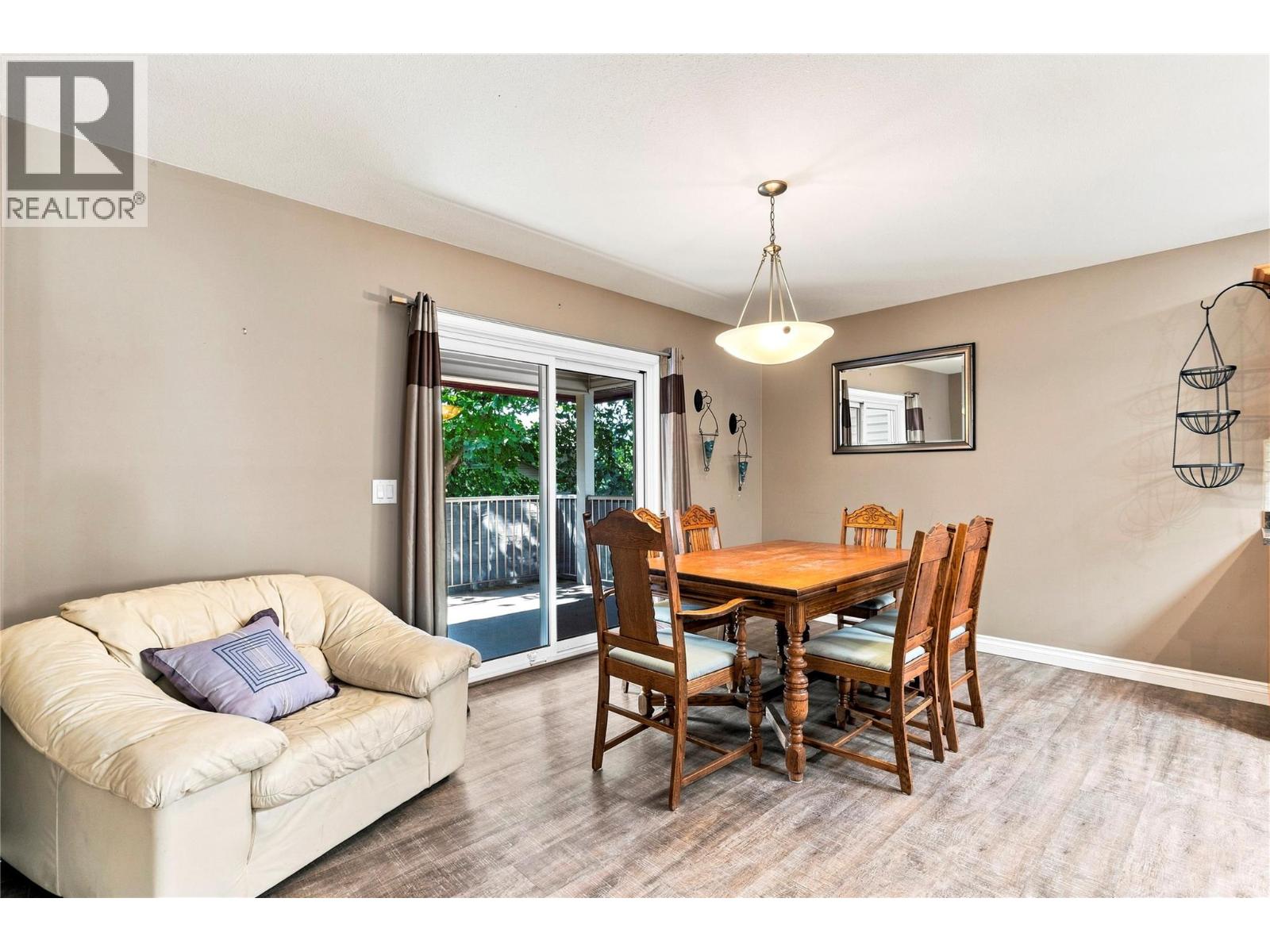 831 37 Street Se, Salmon Arm, British Columbia  V1E 3M2 - Photo 12 - 10399399