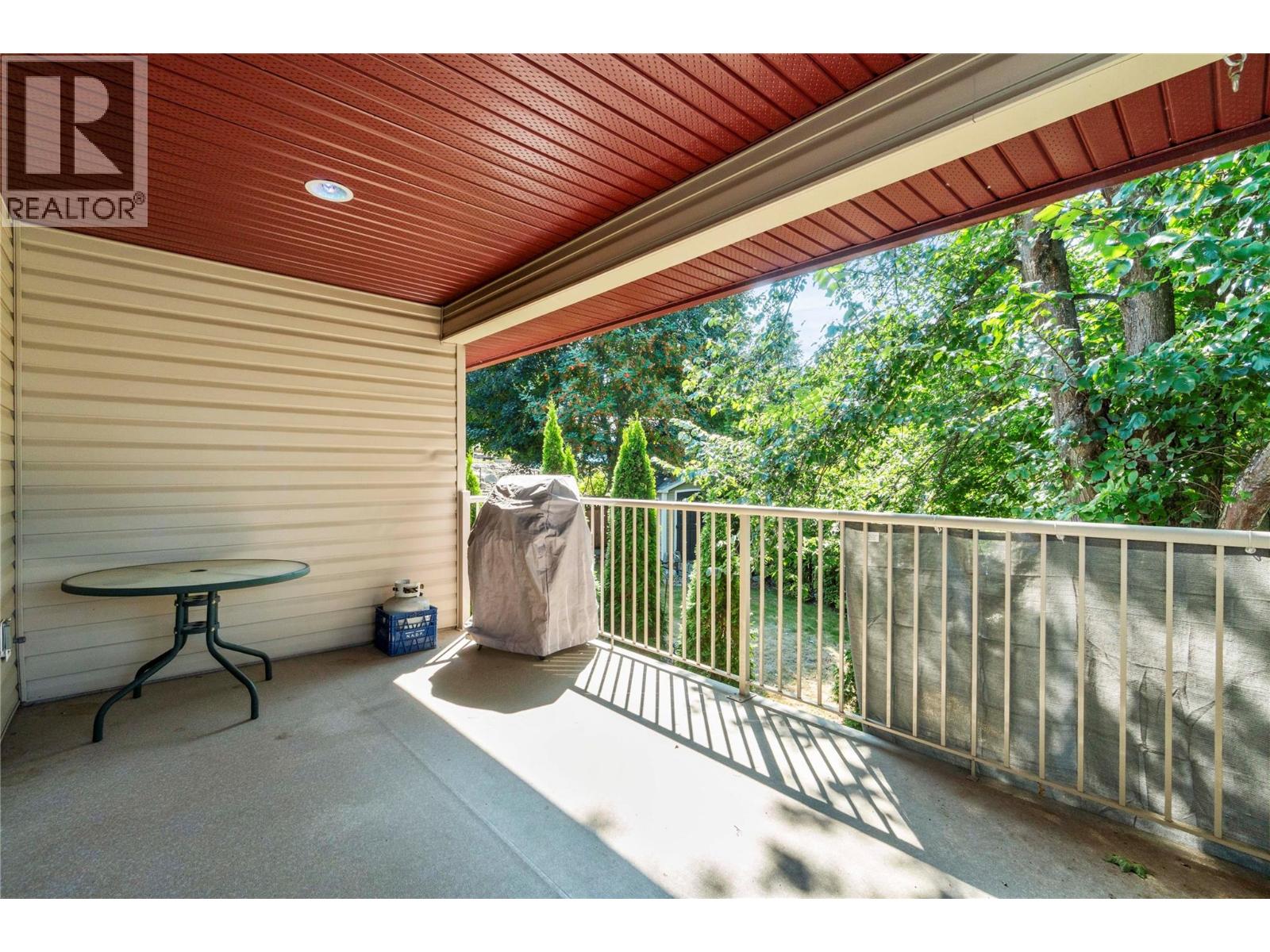 831 37 Street Se, Salmon Arm, British Columbia  V1E 3M2 - Photo 14 - 10399399