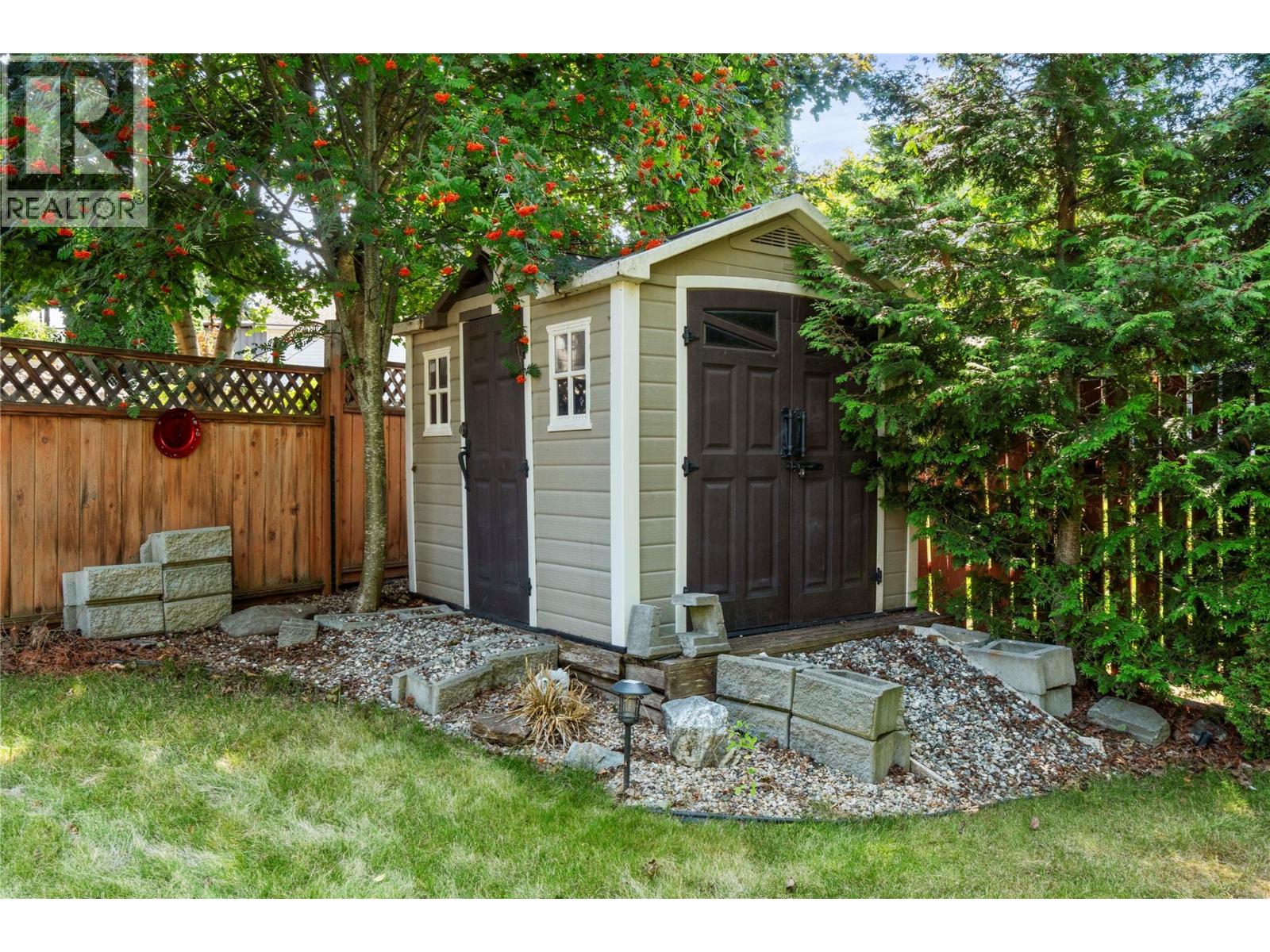 831 37 Street Se, Salmon Arm, British Columbia  V1E 3M2 - Photo 46 - 10399399