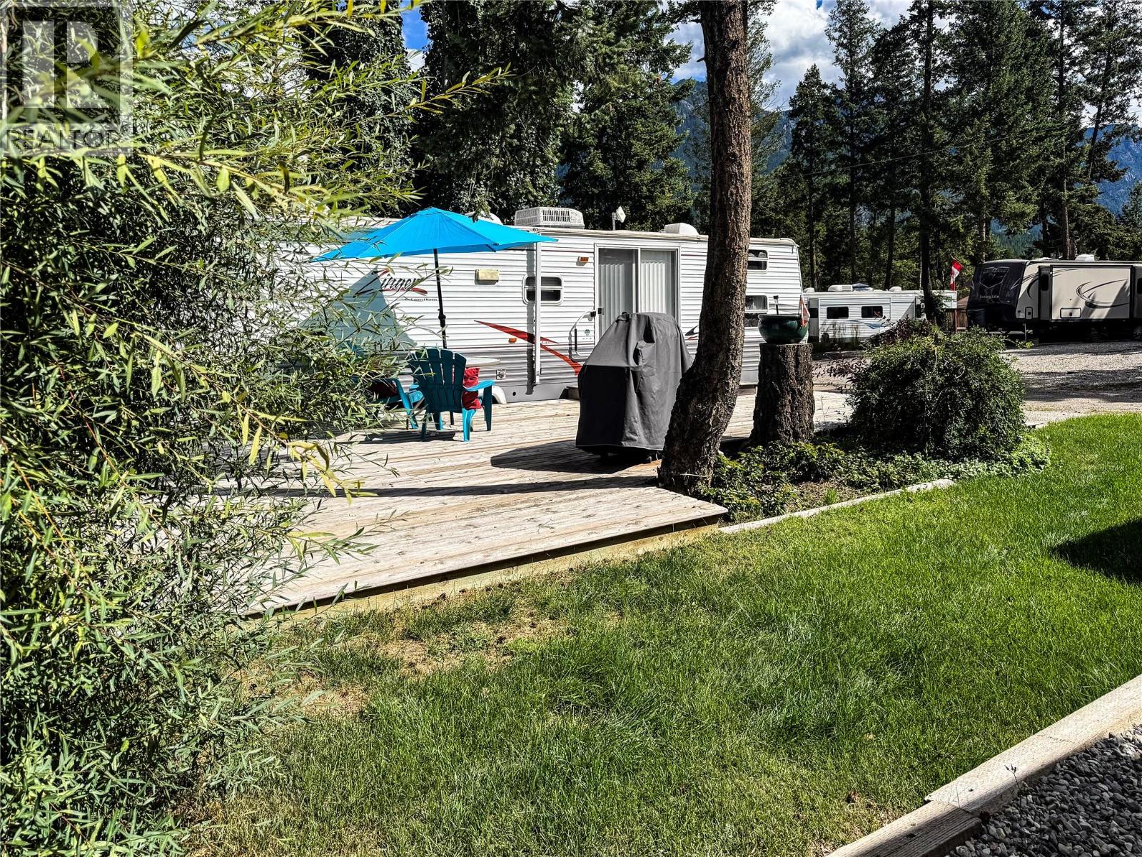 4868 Riverview Drive Unit# Lot 116, Edgewater, British Columbia  V0A 1E0 - Photo 8 - 10399014