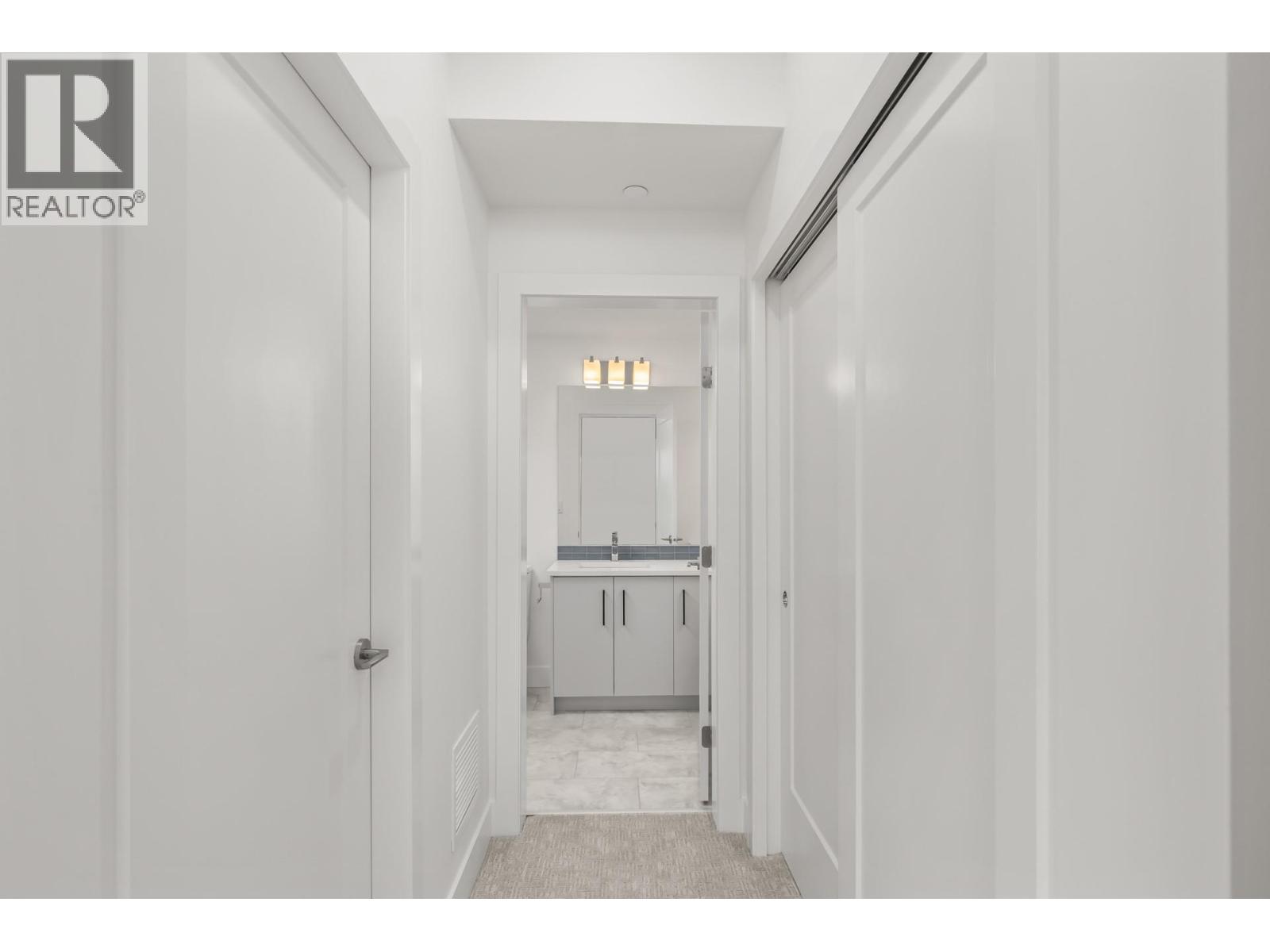3434 Mckinley Beach Drive Unit# 209, Kelowna, British Columbia  V1V 0H3 - Photo 11 - 10399452