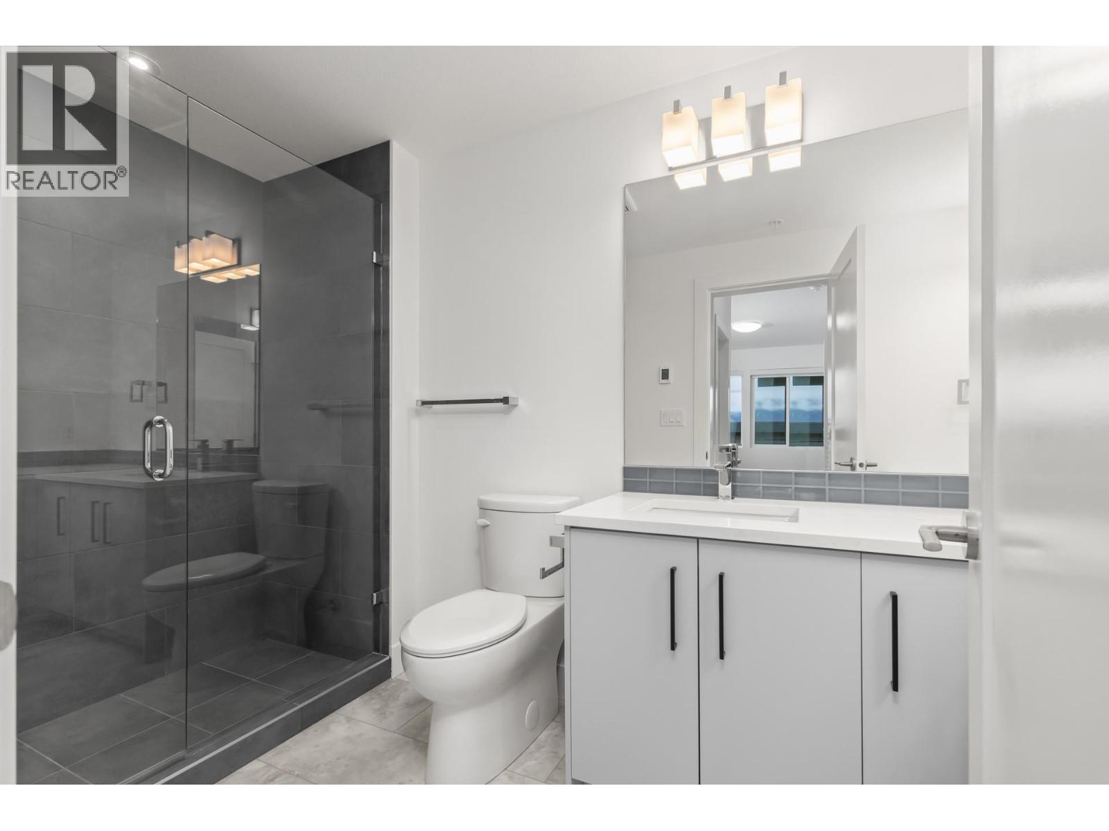 3434 Mckinley Beach Drive Unit# 209, Kelowna, British Columbia  V1V 0H3 - Photo 12 - 10399452