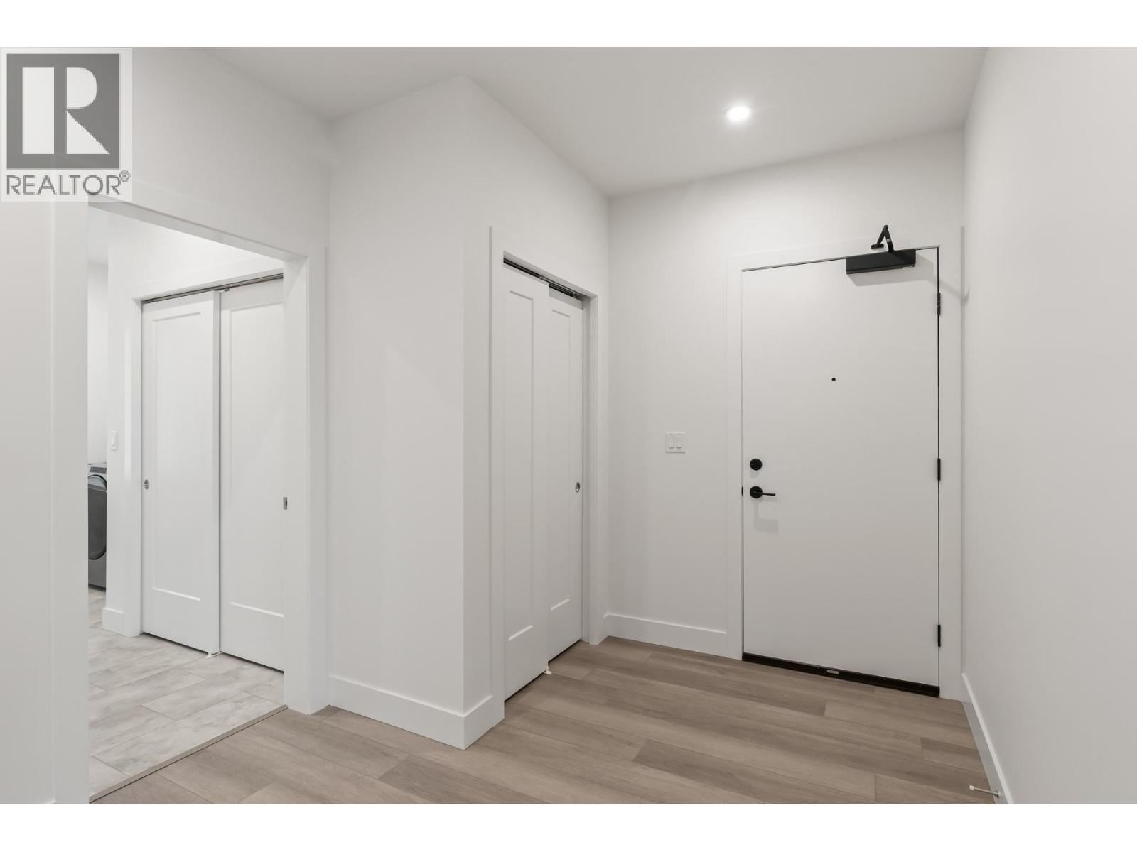 3434 Mckinley Beach Drive Unit# 209, Kelowna, British Columbia  V1V 0H3 - Photo 19 - 10399452