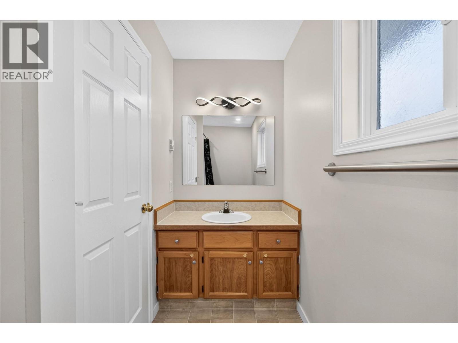 460 Rene Avenue Unit# 101, Penticton, British Columbia  V2A 7M2 - Photo 22 - 10399324