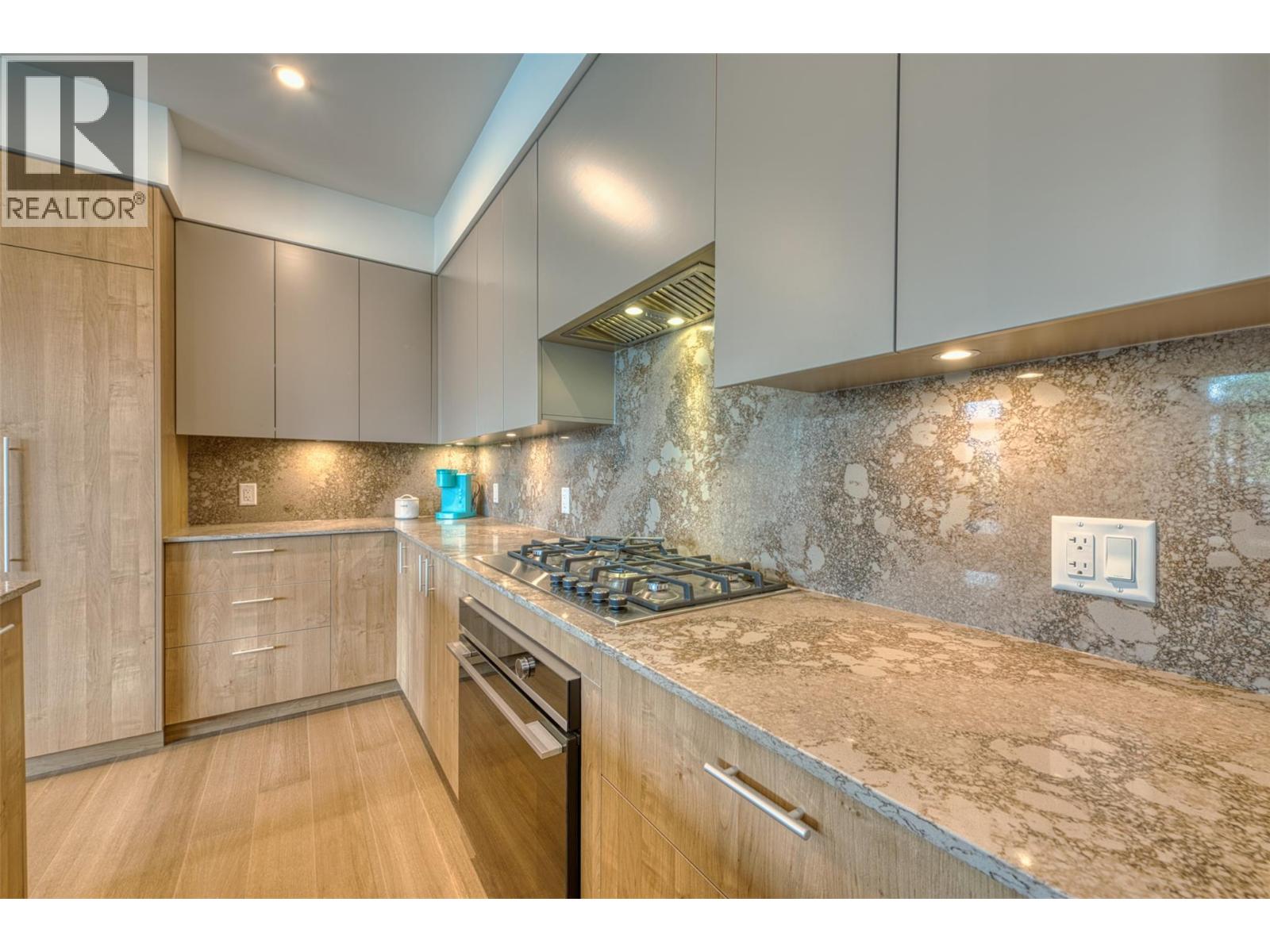 9652 Benchland Drive Unit# 306, Lake Country, British Columbia  V4V 0C4 - Photo 8 - 10399258