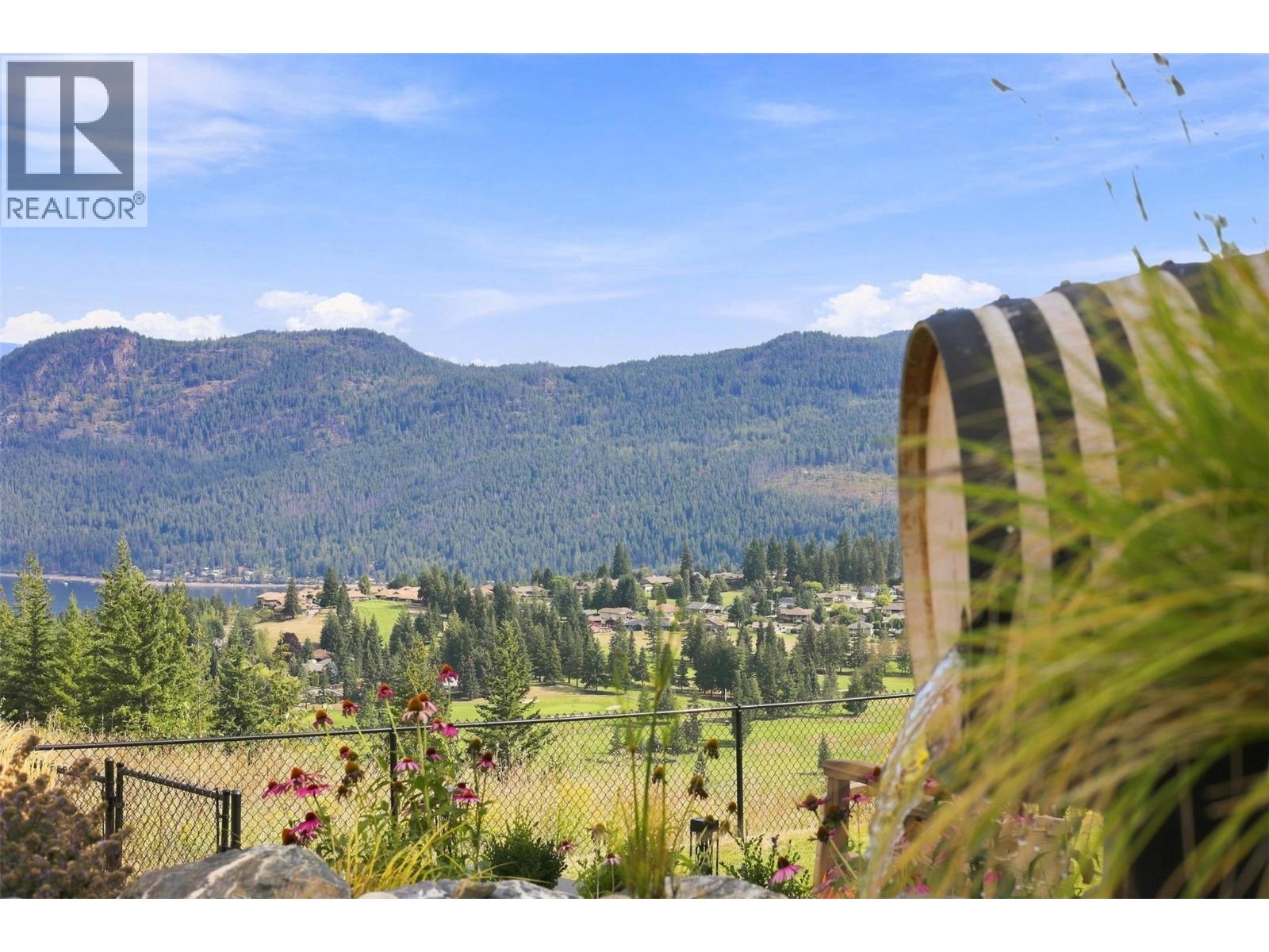 2486 Highlands Drive, South Shuswap, British Columbia  V0E 1H2 - Photo 10 - 10399530