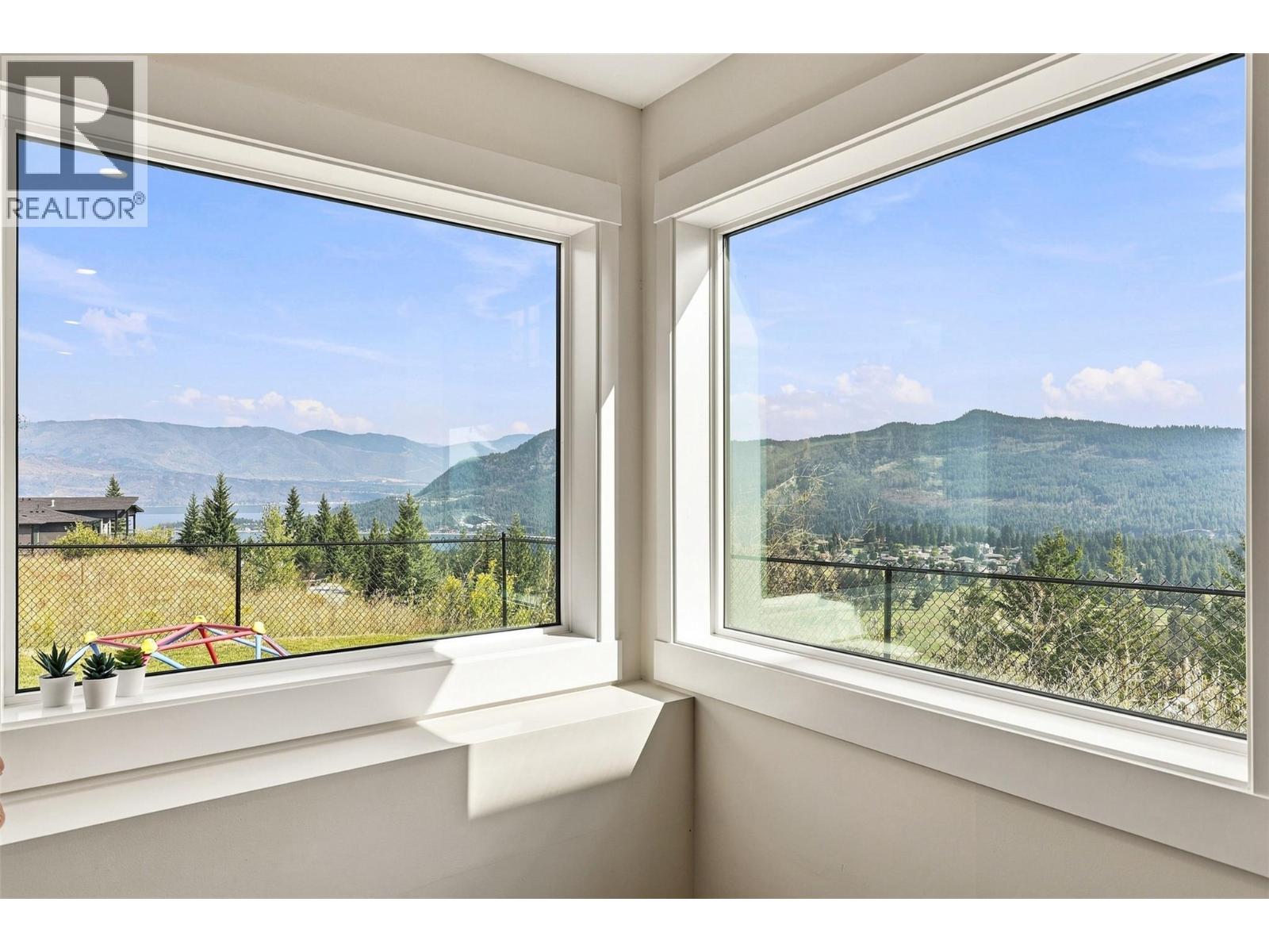 2486 Highlands Drive, South Shuswap, British Columbia  V0E 1H2 - Photo 67 - 10399530
