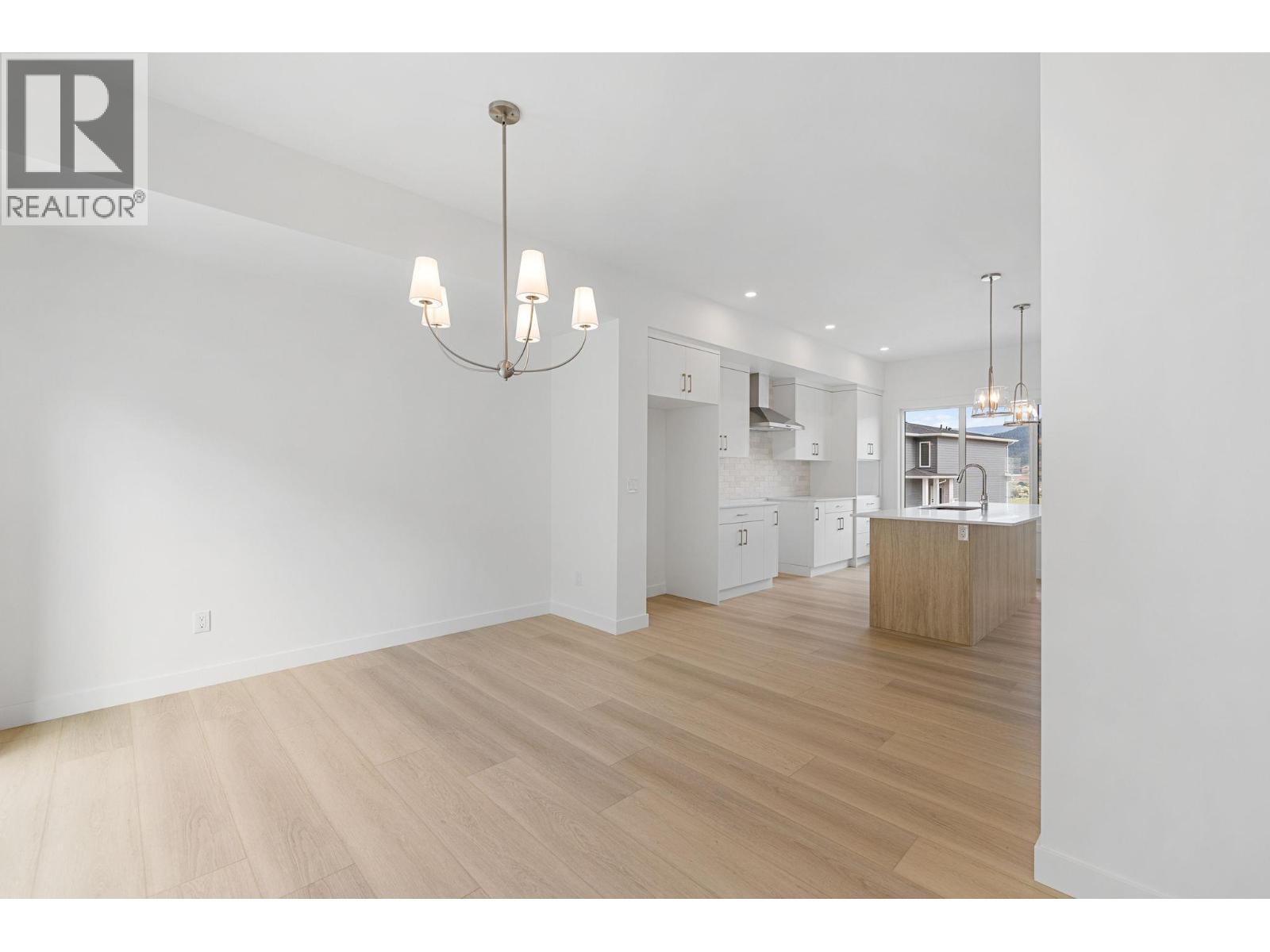 434 Arrowleaf Rise, Coldstream, British Columbia  V1B 2M4 - Photo 10 - 10399516