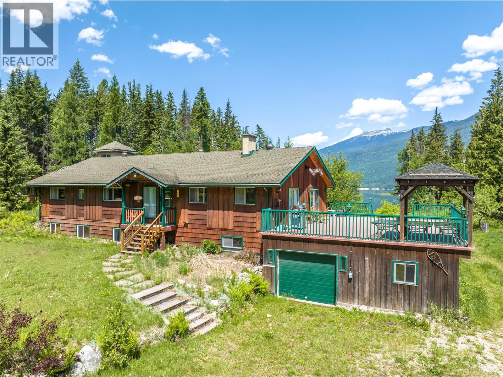 4200 Highway 23 South Highway S, Revelstoke, British Columbia  V0E 2S0 - Photo 15 - 10399057