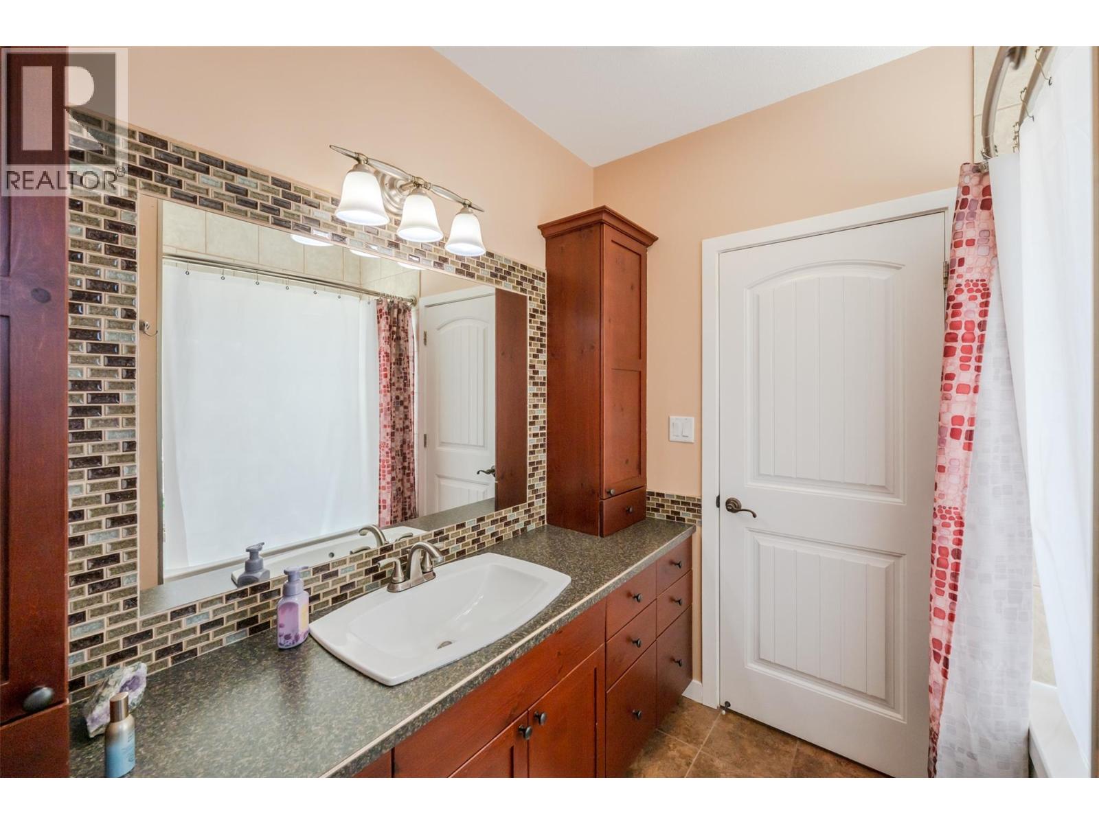 4129 Mclean Creek Road, Okanagan Falls, British Columbia  V0H 1R0 - Photo 50 - 10398807