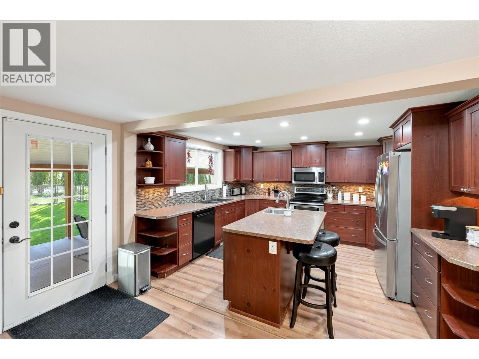 4129 Mclean Creek Road, Okanagan Falls, British Columbia  V0H 1R0 - Photo 54 - 10398807