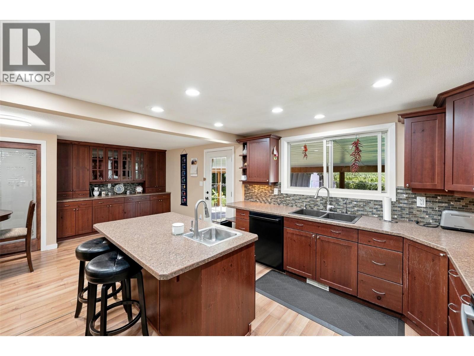 4129 Mclean Creek Road, Okanagan Falls, British Columbia  V0H 1R0 - Photo 60 - 10398807