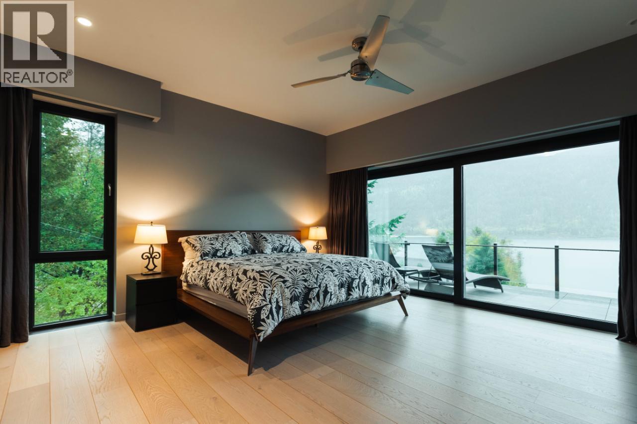 988 3a Highway, Nelson, British Columbia  V1L 6J5 - Photo 23 - 10399616