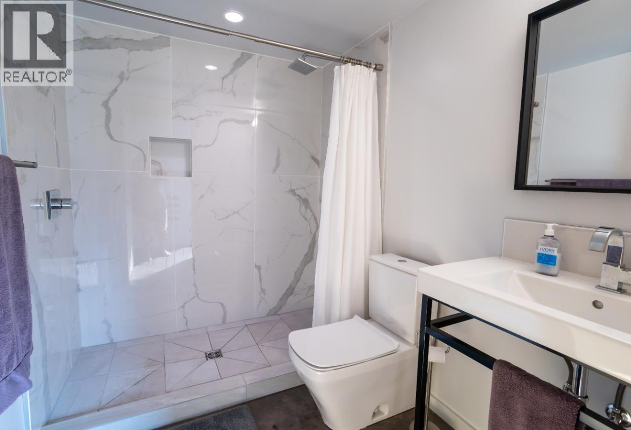 988 3a Highway, Nelson, British Columbia  V1L 6J5 - Photo 32 - 10399616