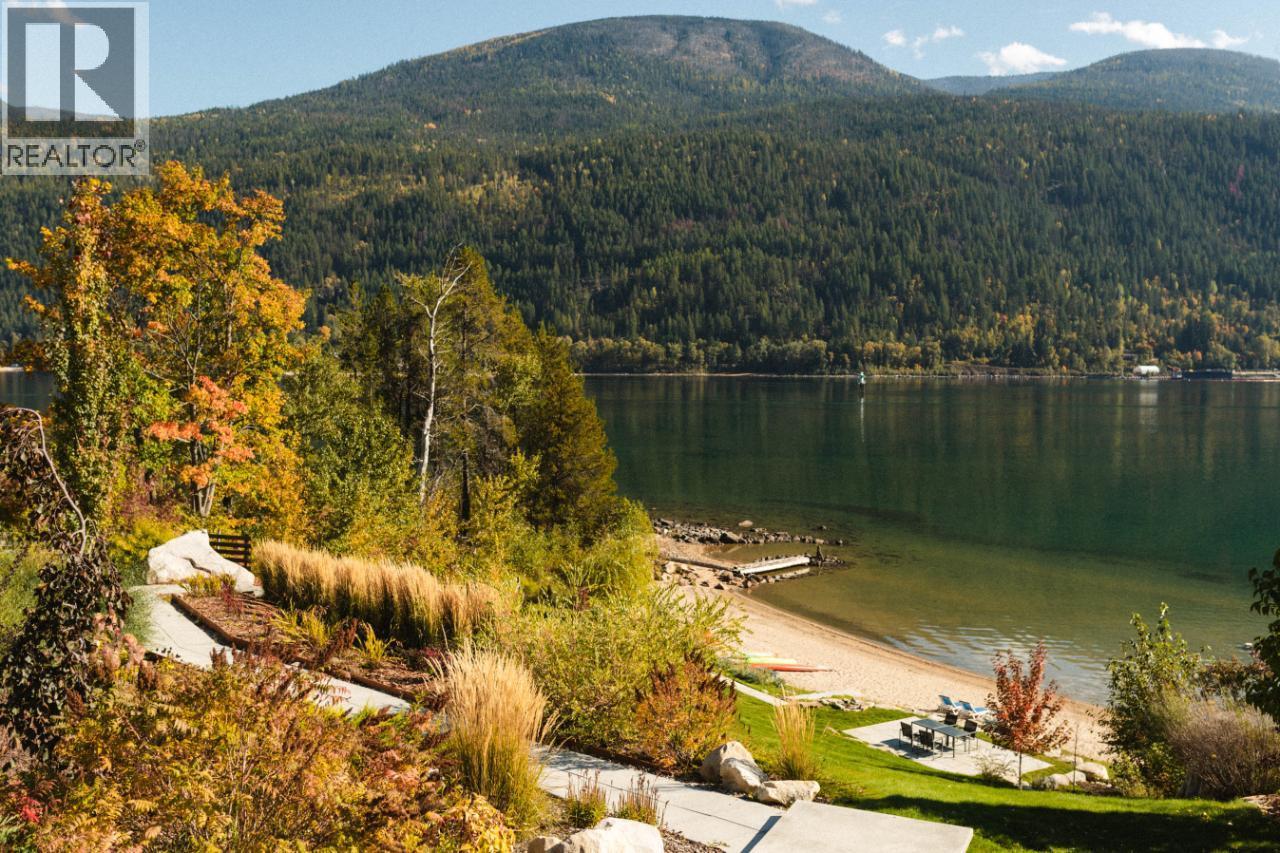 988 3a Highway, Nelson, British Columbia  V1L 6J5 - Photo 42 - 10399616