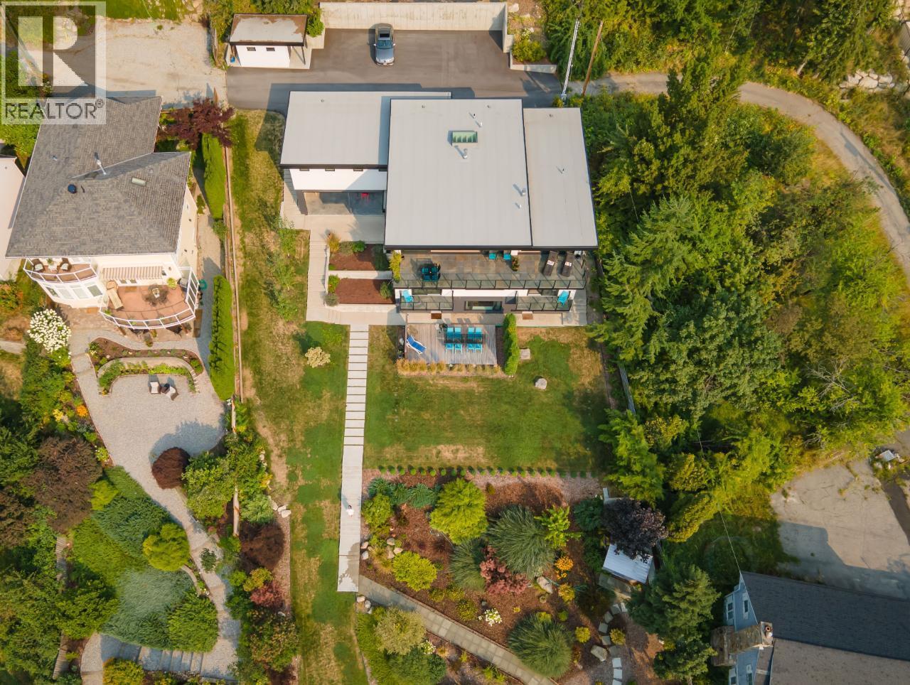 988 3a Highway, Nelson, British Columbia  V1L 6J5 - Photo 61 - 10399616