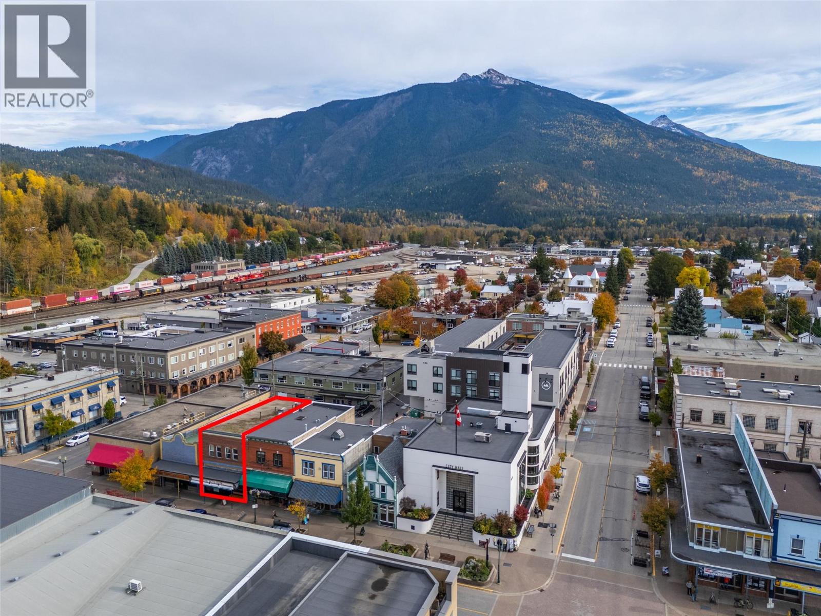 206 Mackenzie Avenue, Revelstoke, British Columbia  V0E 2S0 - Photo 6 - 10399244