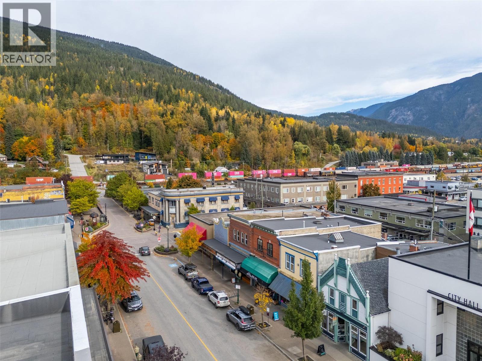 206 Mackenzie Avenue, Revelstoke, British Columbia  V0E 2S0 - Photo 9 - 10399244
