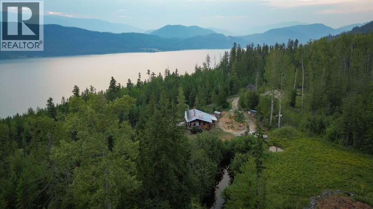 804 Applegrove Road, Fauquier, British Columbia  V0G 1J0 - Photo 58 - 10399628
