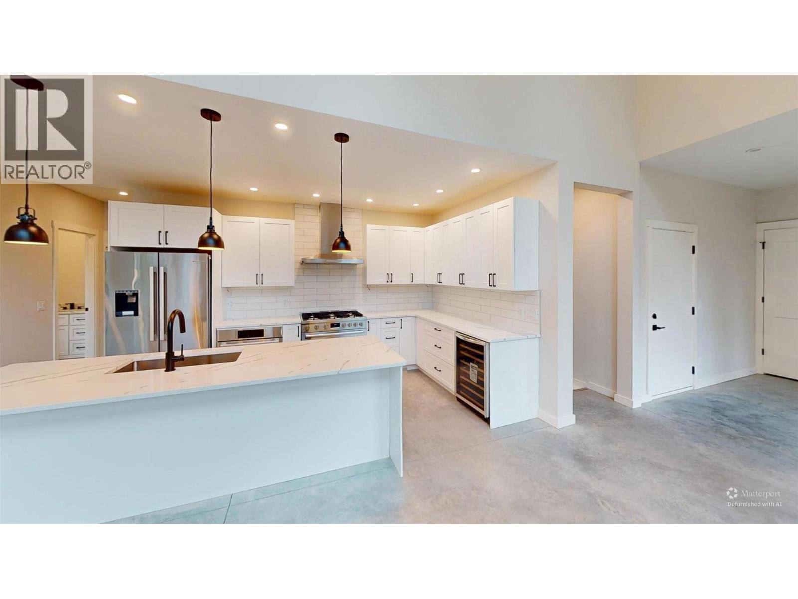 2801 Harlow Road, Nelson, British Columbia  V1L 6L3 - Photo 10 - 10399511