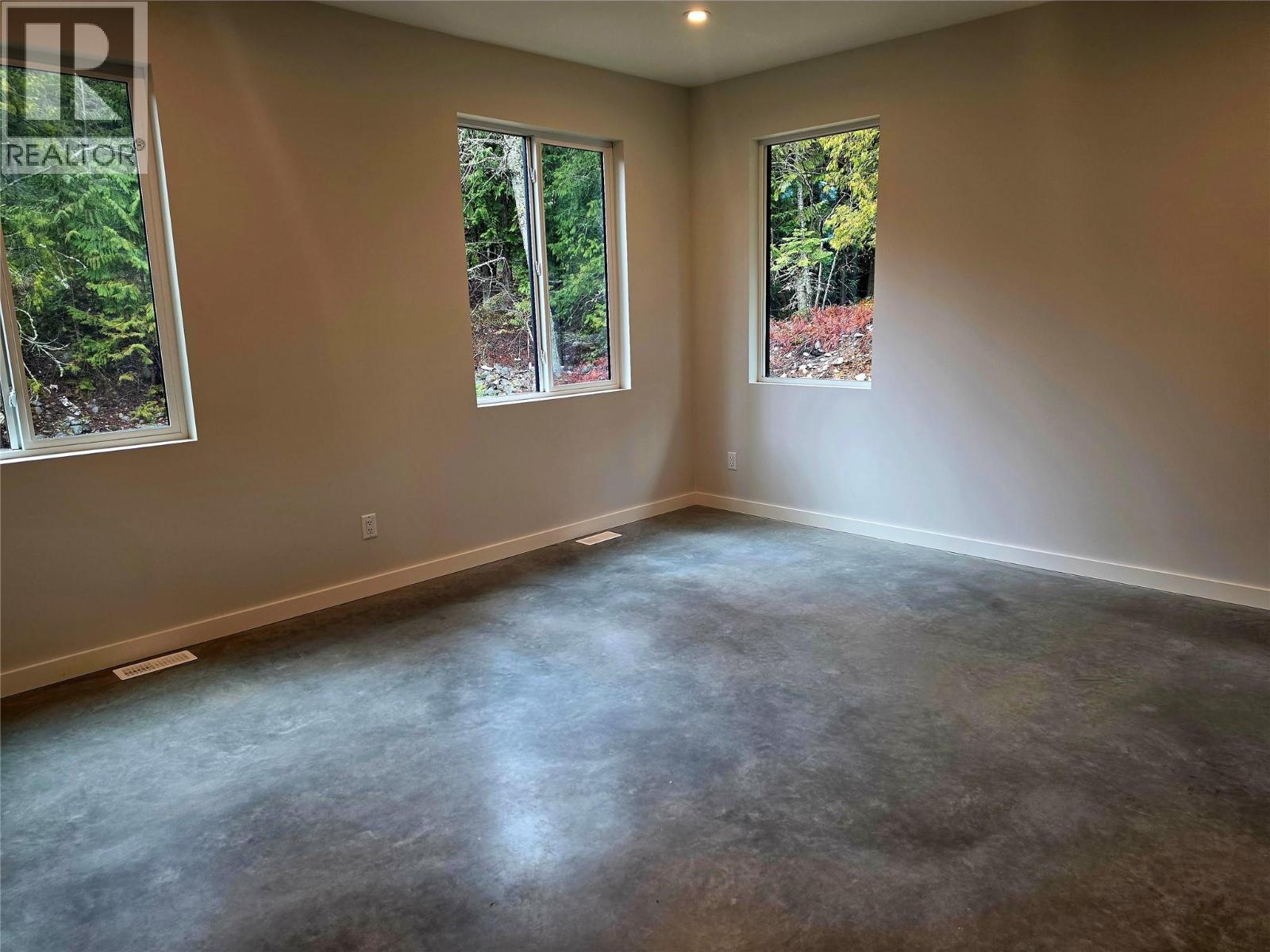 2801 Harlow Road, Nelson, British Columbia  V1L 6L3 - Photo 19 - 10399511