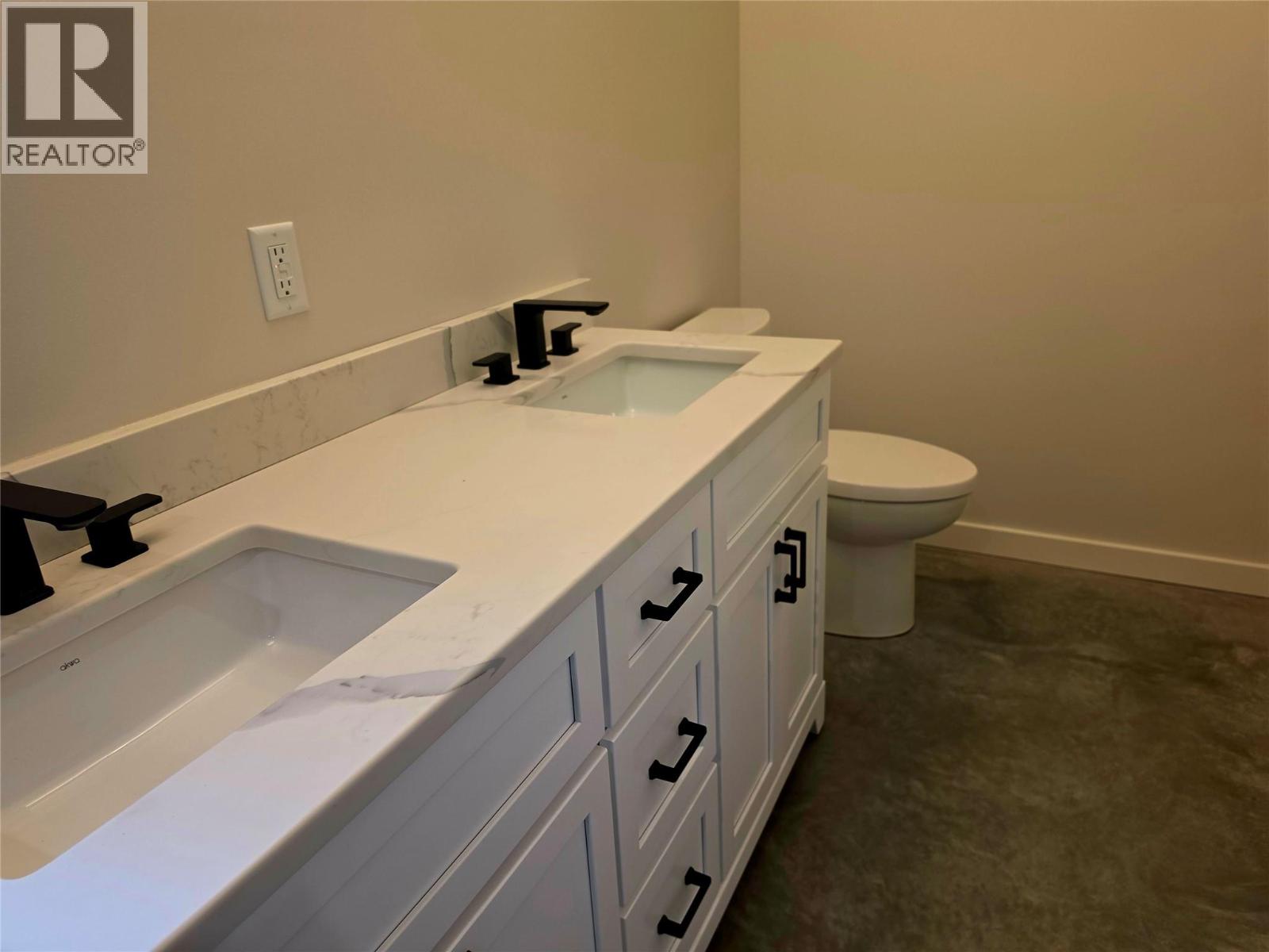 2801 Harlow Road, Nelson, British Columbia  V1L 6L3 - Photo 24 - 10399511