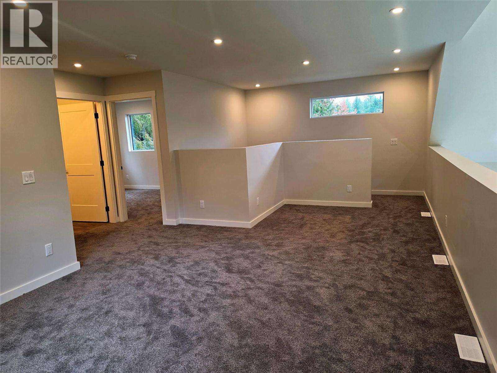 2801 Harlow Road, Nelson, British Columbia  V1L 6L3 - Photo 33 - 10399511