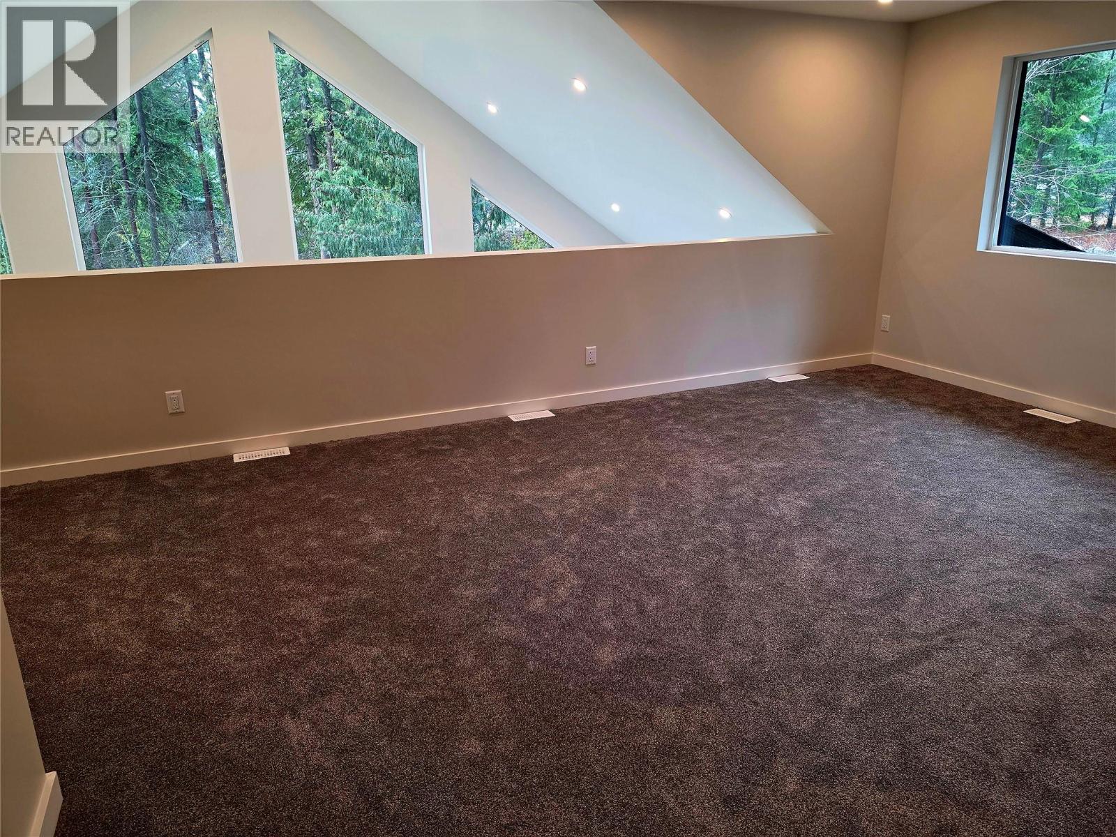 2801 Harlow Road, Nelson, British Columbia  V1L 6L3 - Photo 36 - 10399511