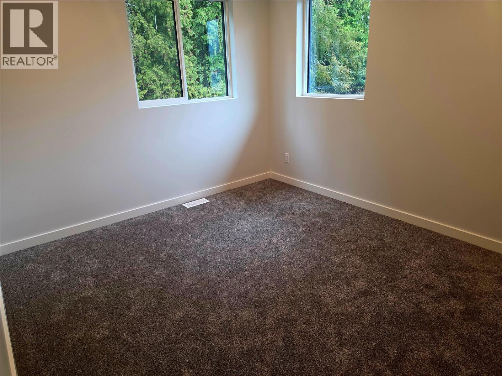 2801 Harlow Road, Nelson, British Columbia  V1L 6L3 - Photo 37 - 10399511