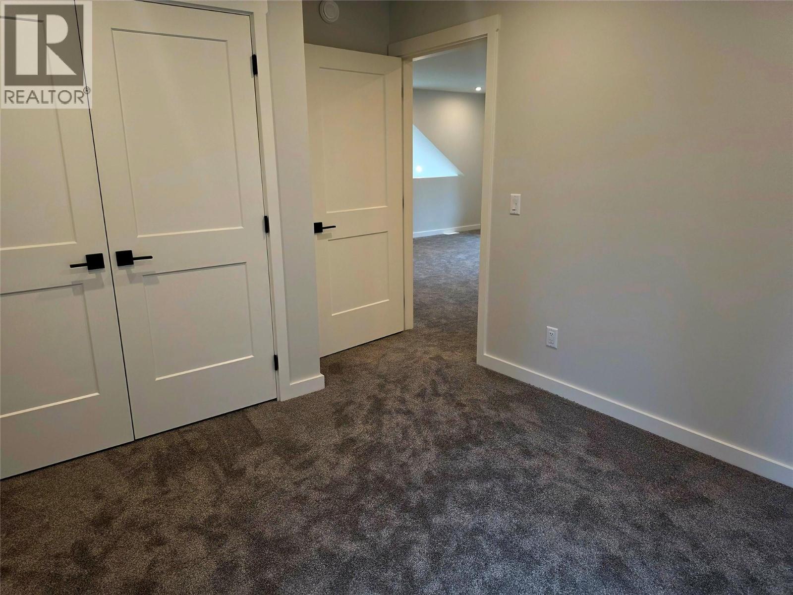 2801 Harlow Road, Nelson, British Columbia  V1L 6L3 - Photo 38 - 10399511