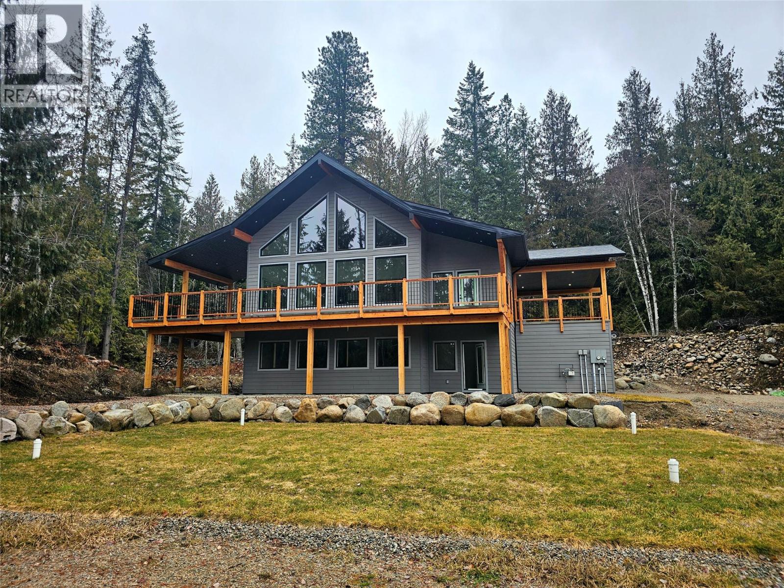 2801 Harlow Road, Nelson, British Columbia  V1L 6L3 - Photo 54 - 10399511
