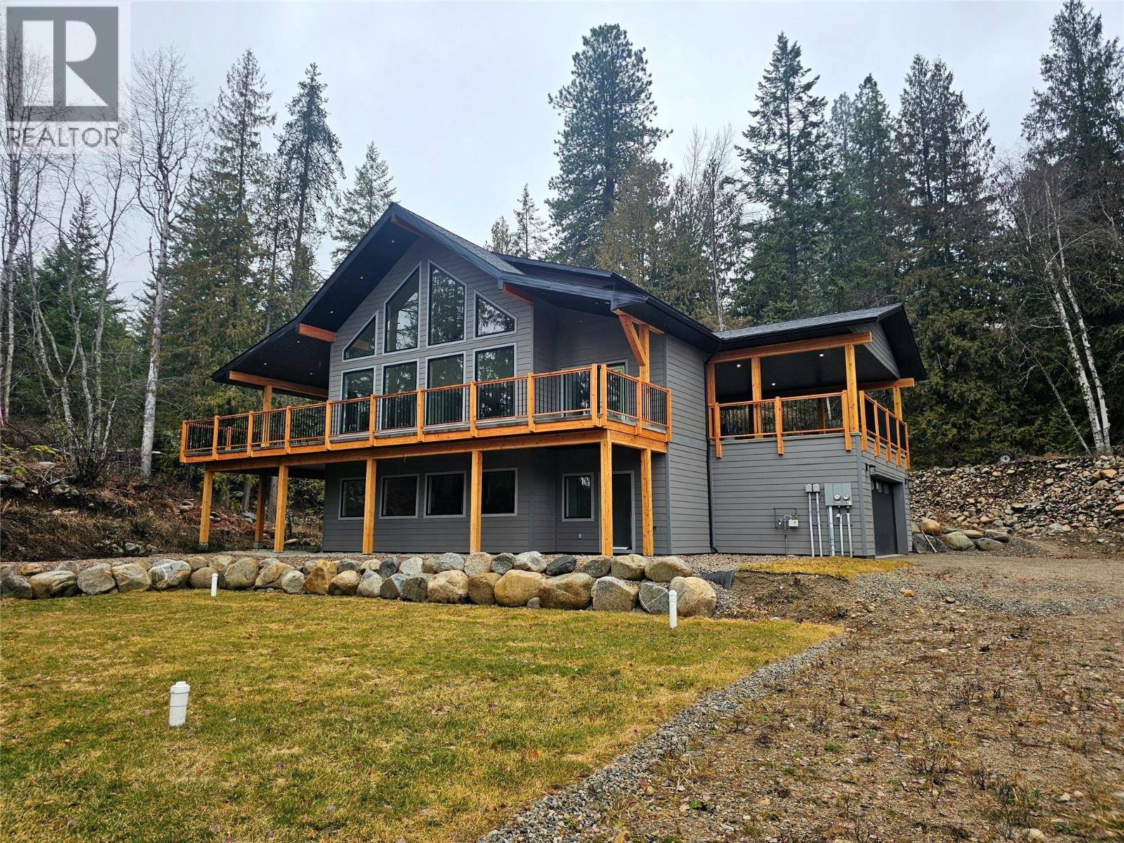 2801 Harlow Road, Nelson, British Columbia  V1L 6L3 - Photo 55 - 10399511