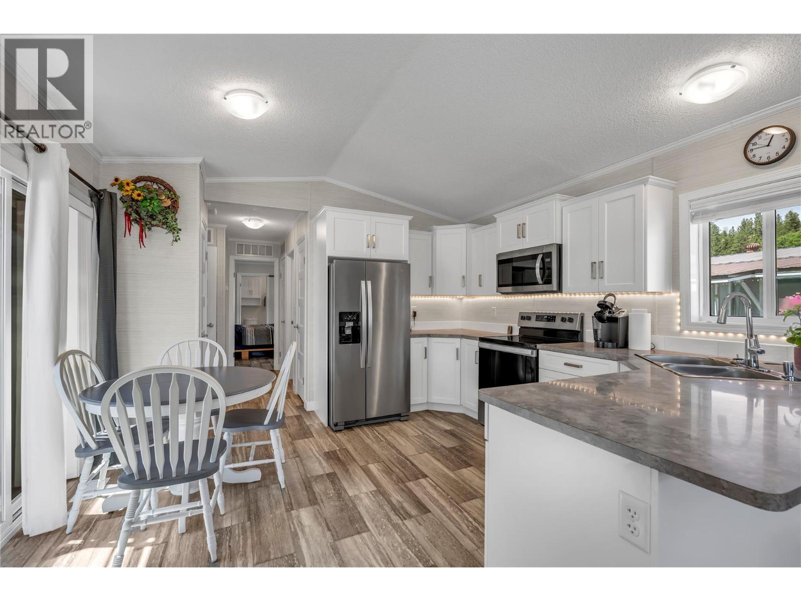 473 Corina Ave Unit# 33, Princeton, British Columbia  V0X 1W0 - Photo 6 - 10399417