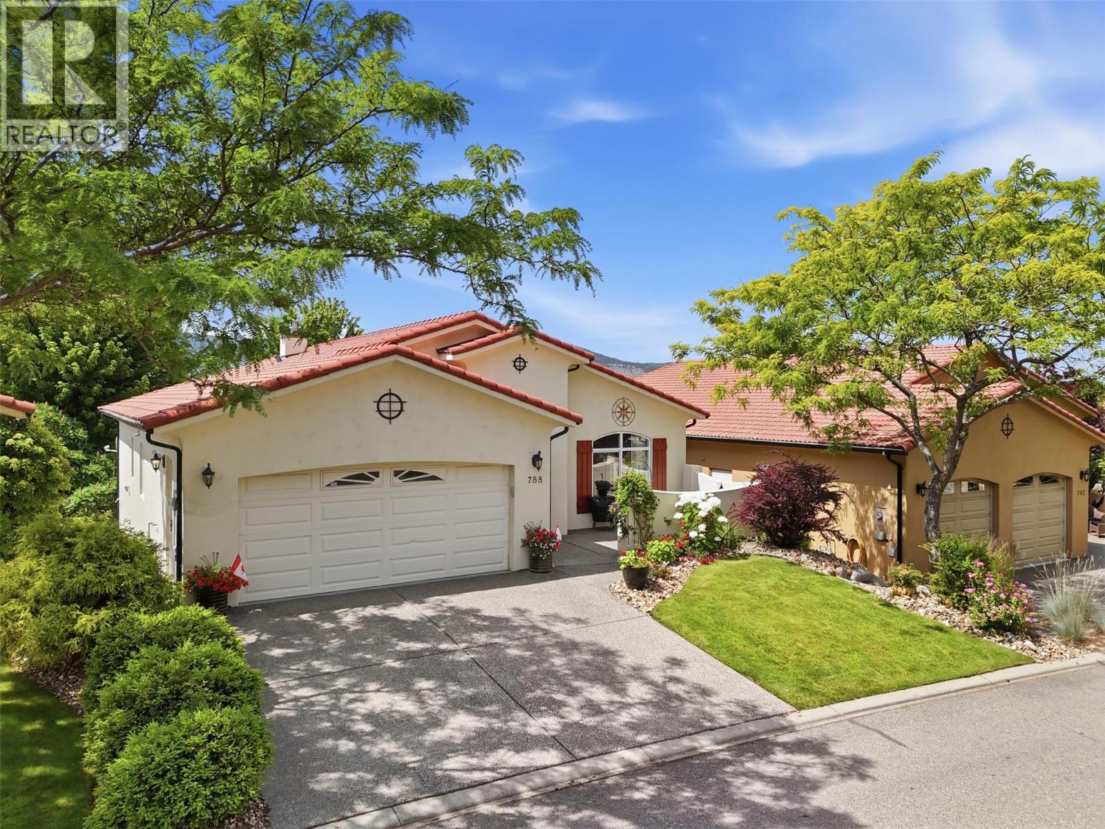 788 Rosewood Crescent, Kamloops, British Columbia  V2H 1S4 - Photo 2 - 10399633