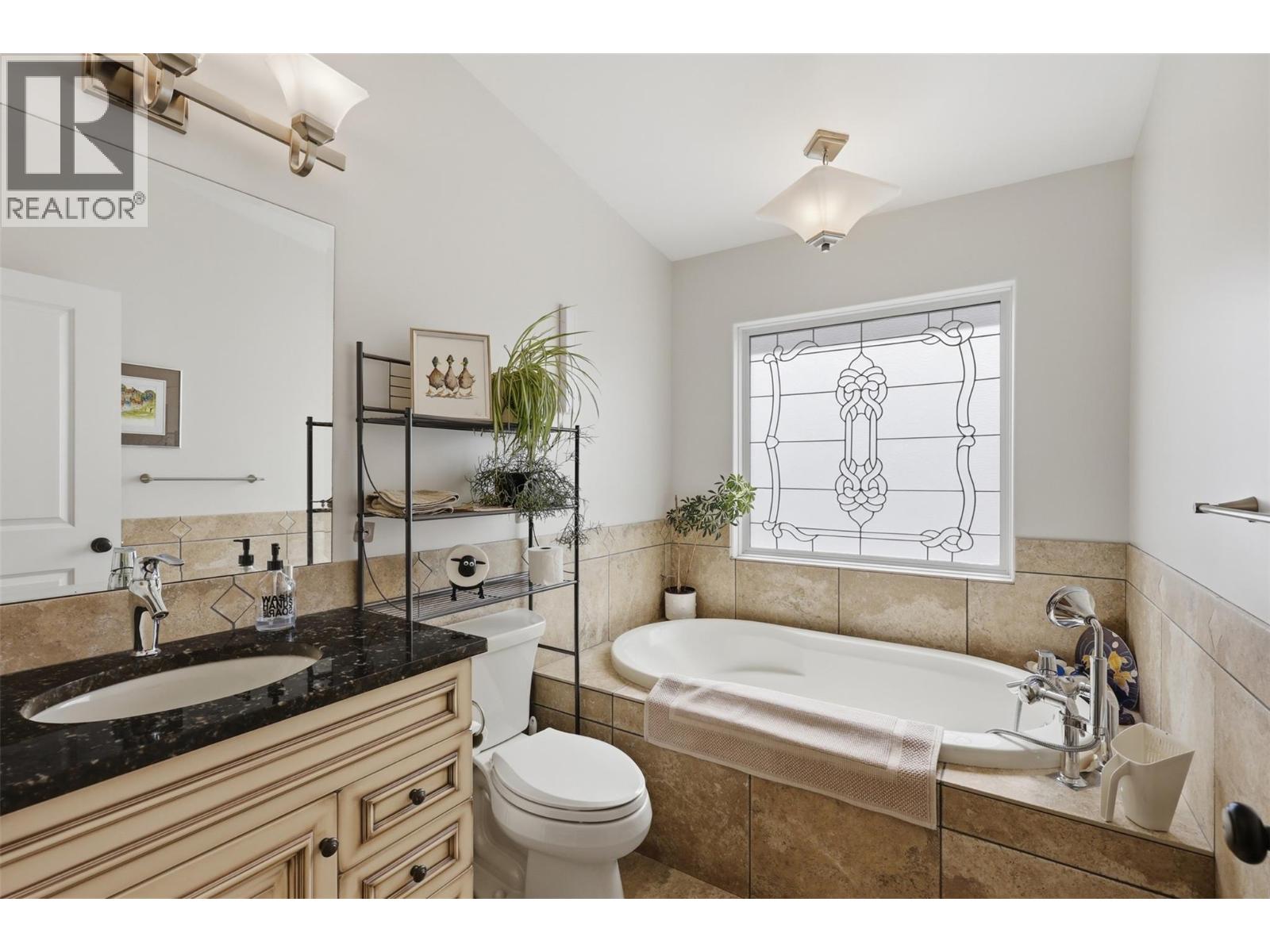 788 Rosewood Crescent, Kamloops, British Columbia  V2H 1S4 - Photo 20 - 10399633