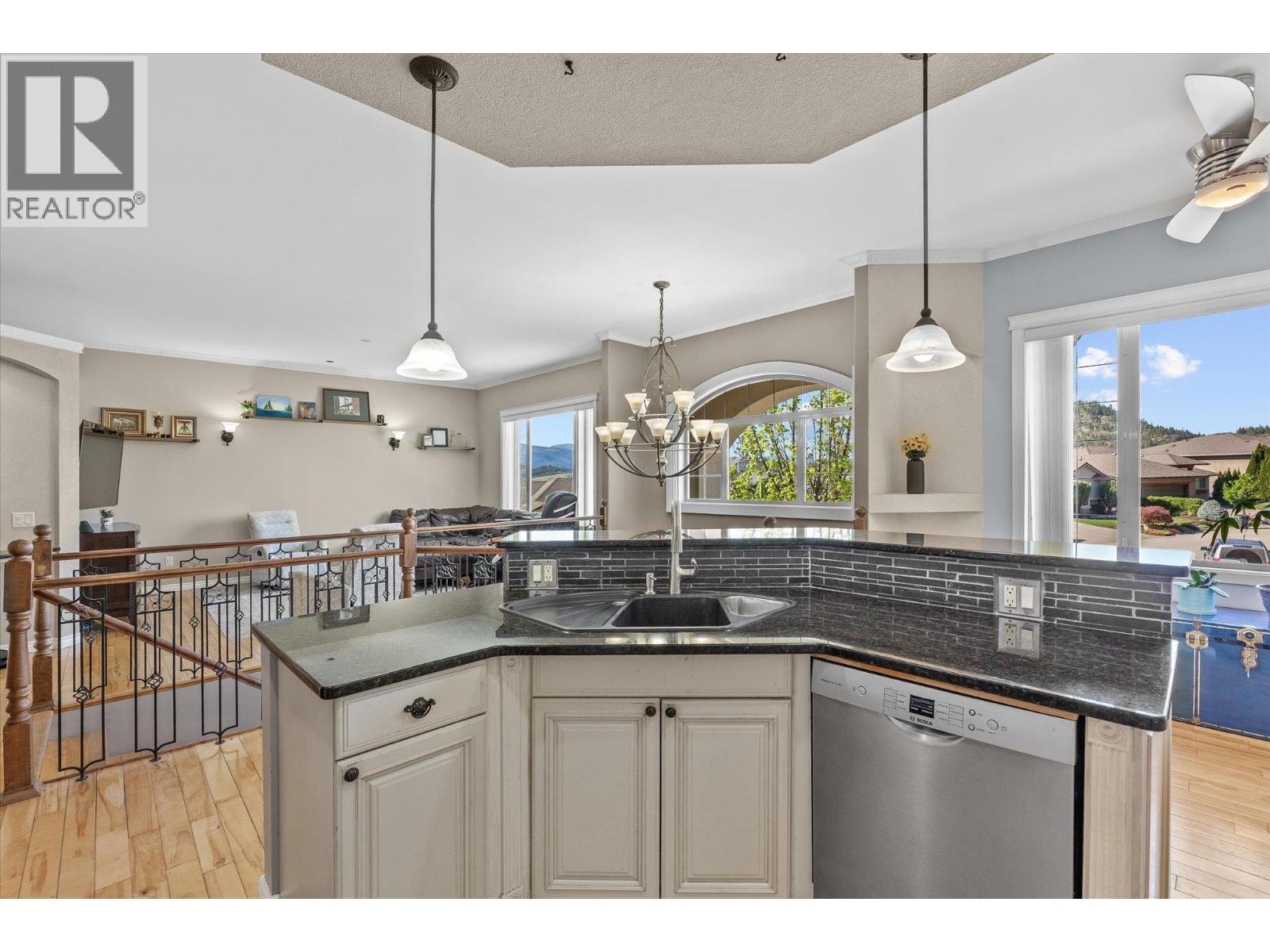 2977 Valentino Court, Kelowna, British Columbia  V1V 2S3 - Photo 10 - 10399641