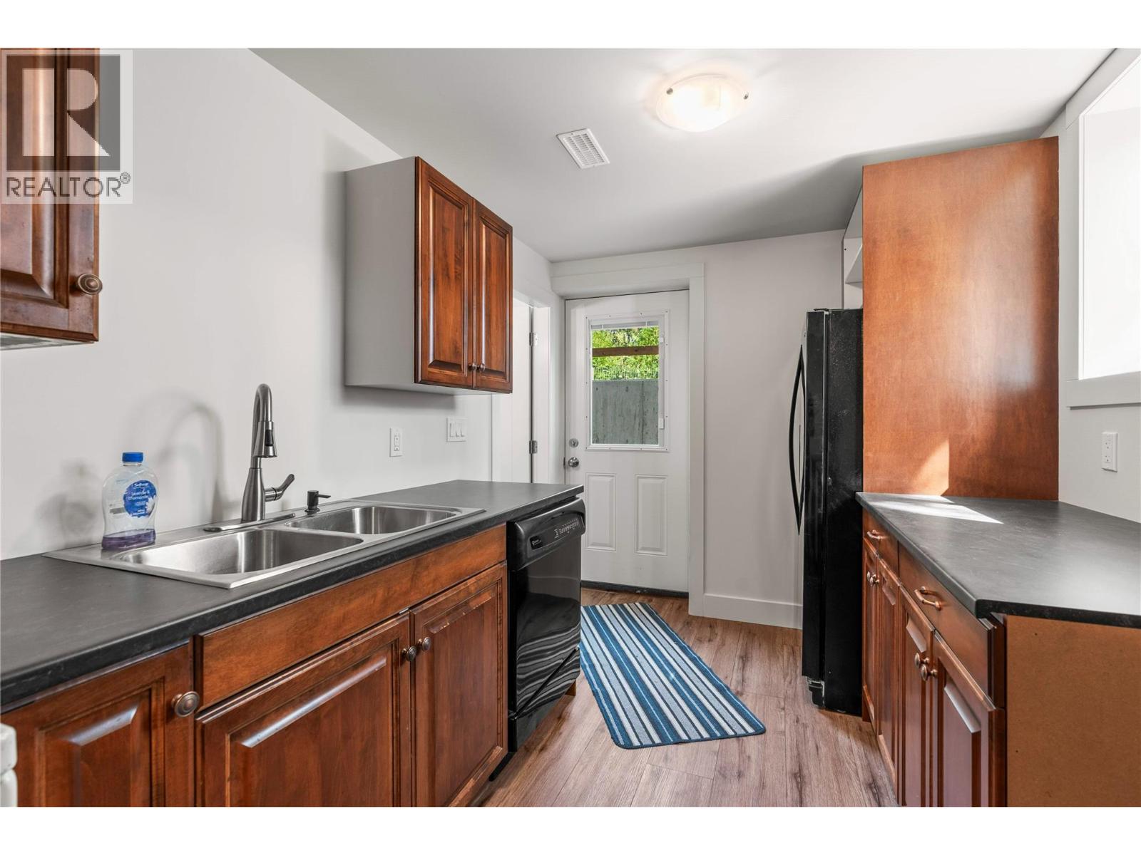 6550 Herry Road, Vernon, British Columbia  V1B 3T6 - Photo 35 - 10399547